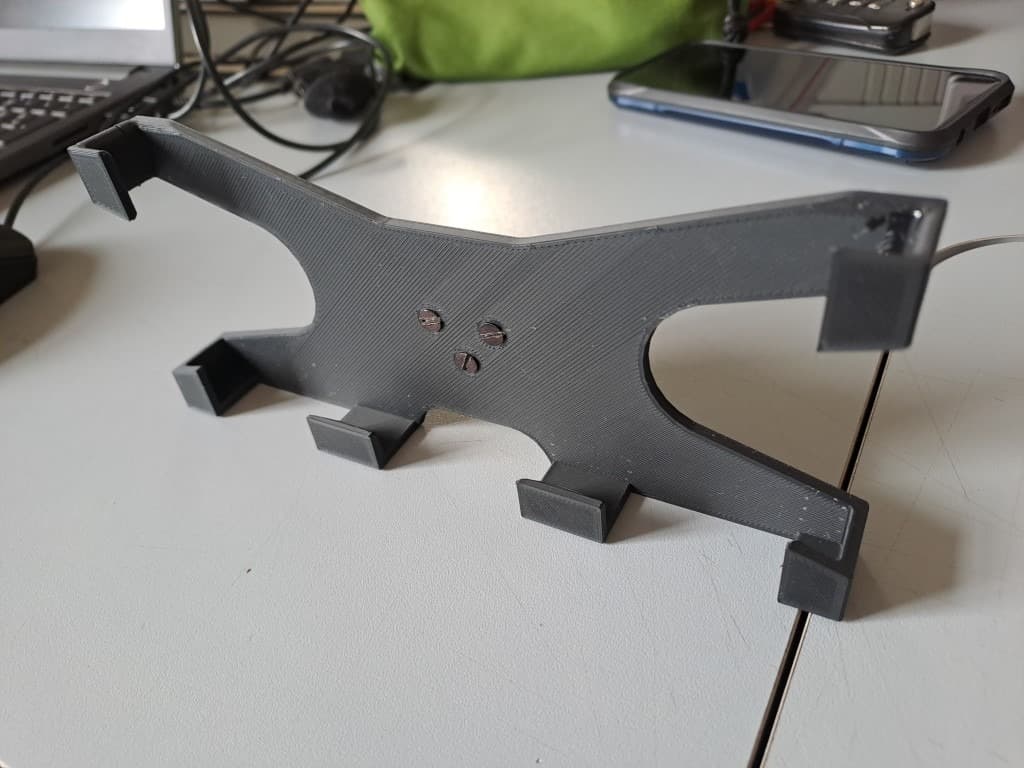 Jeep Renegade phone holder - image