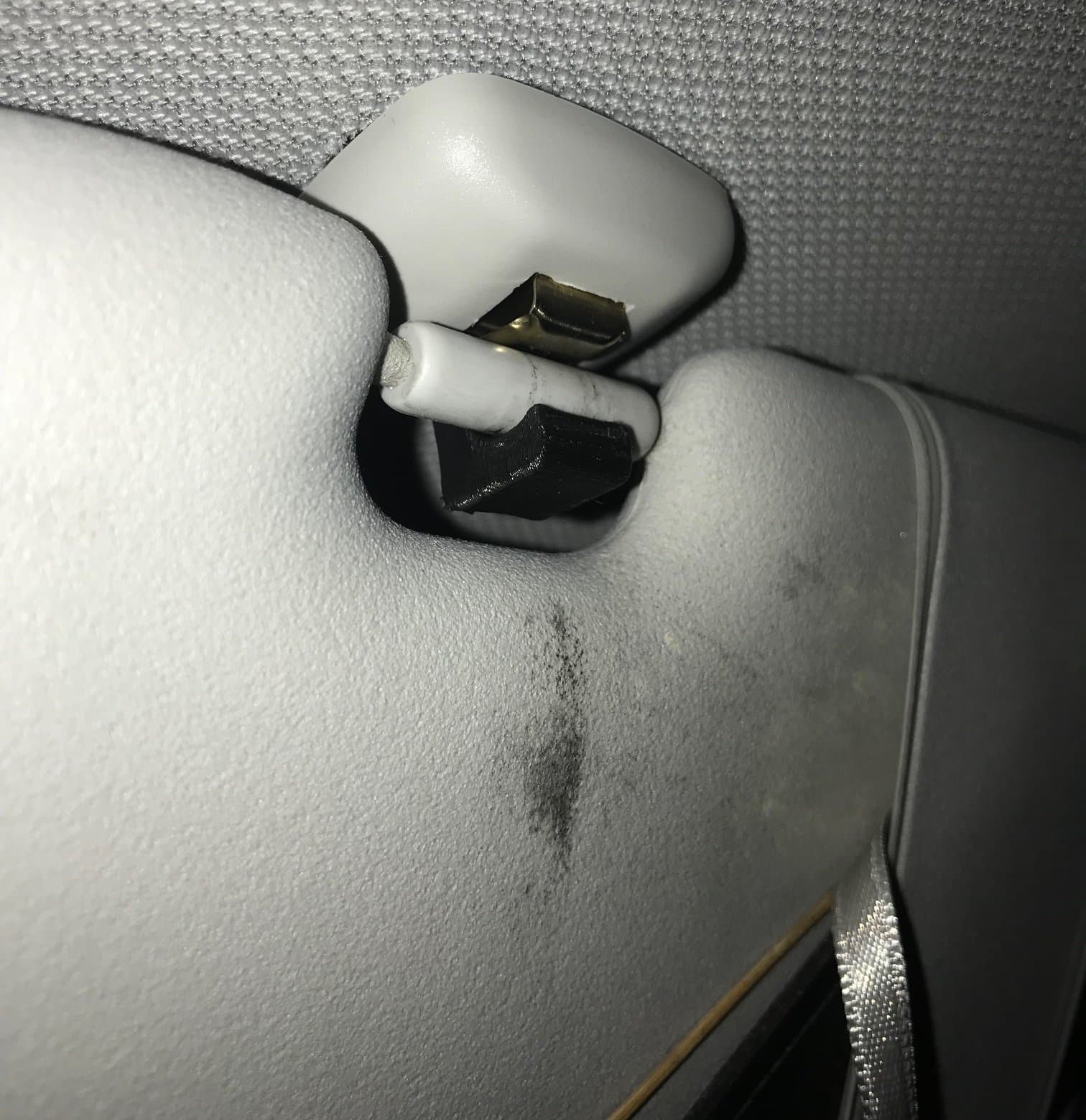 Sunvisor clip for Audi A1 S1, A3 S3, A4 S4, B6 B7 B8, A5 S5, Q3 Q5 - image 5 of 6