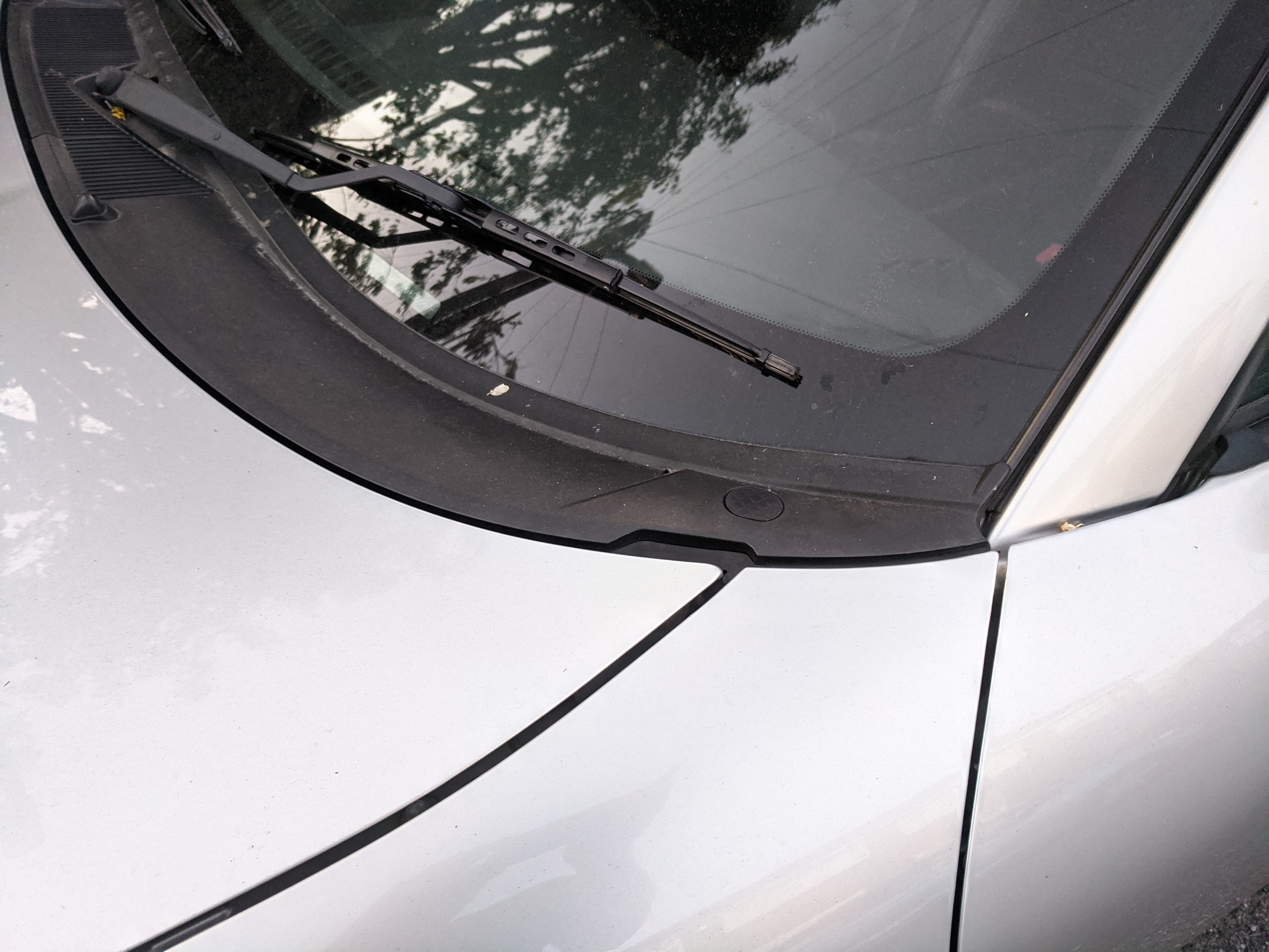 Mazda MX5 Miata NC Windscreen cap cover - image 2 of 3