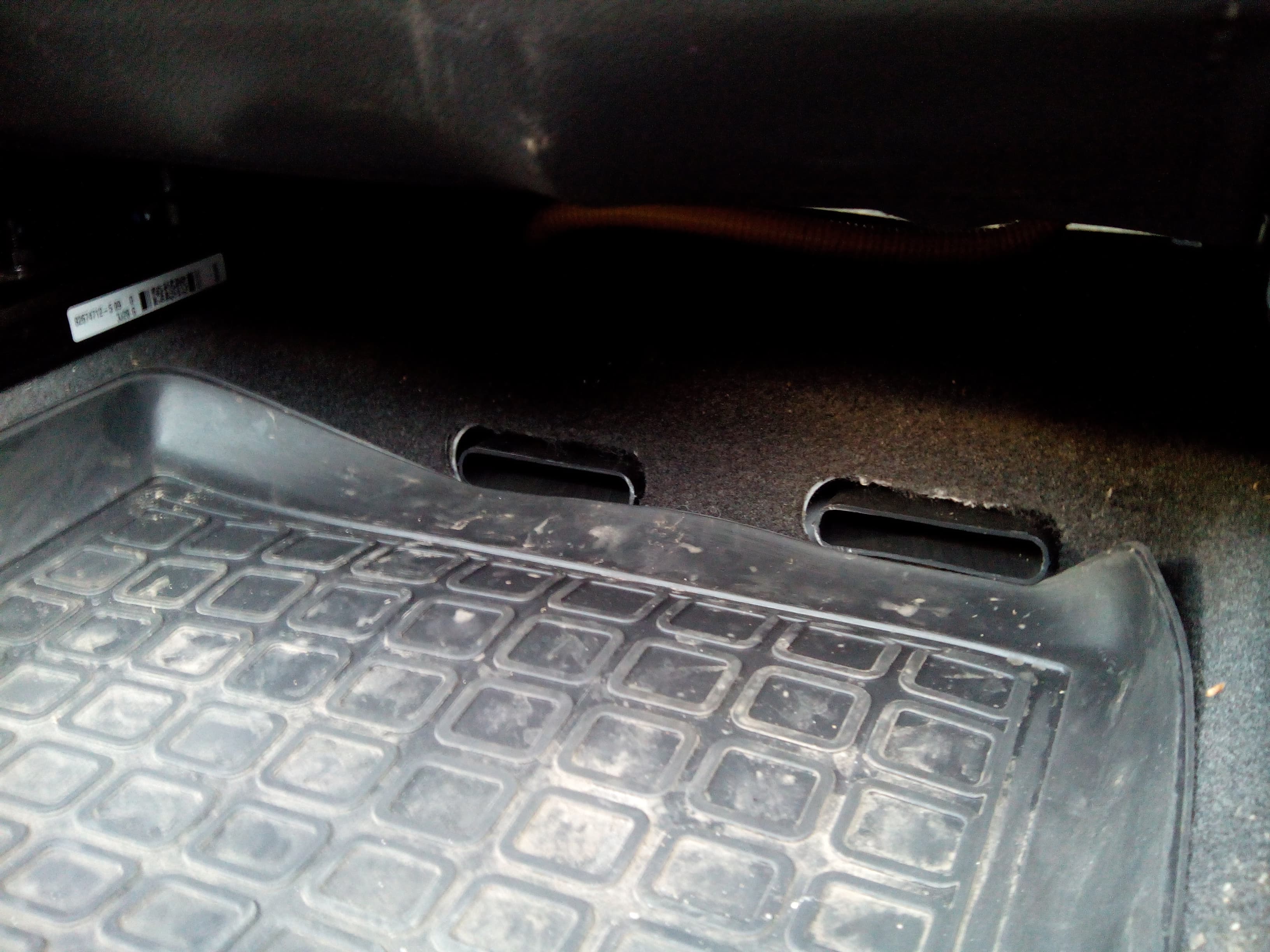 Air ducts Chevrolet Cruze - image 3 of 3