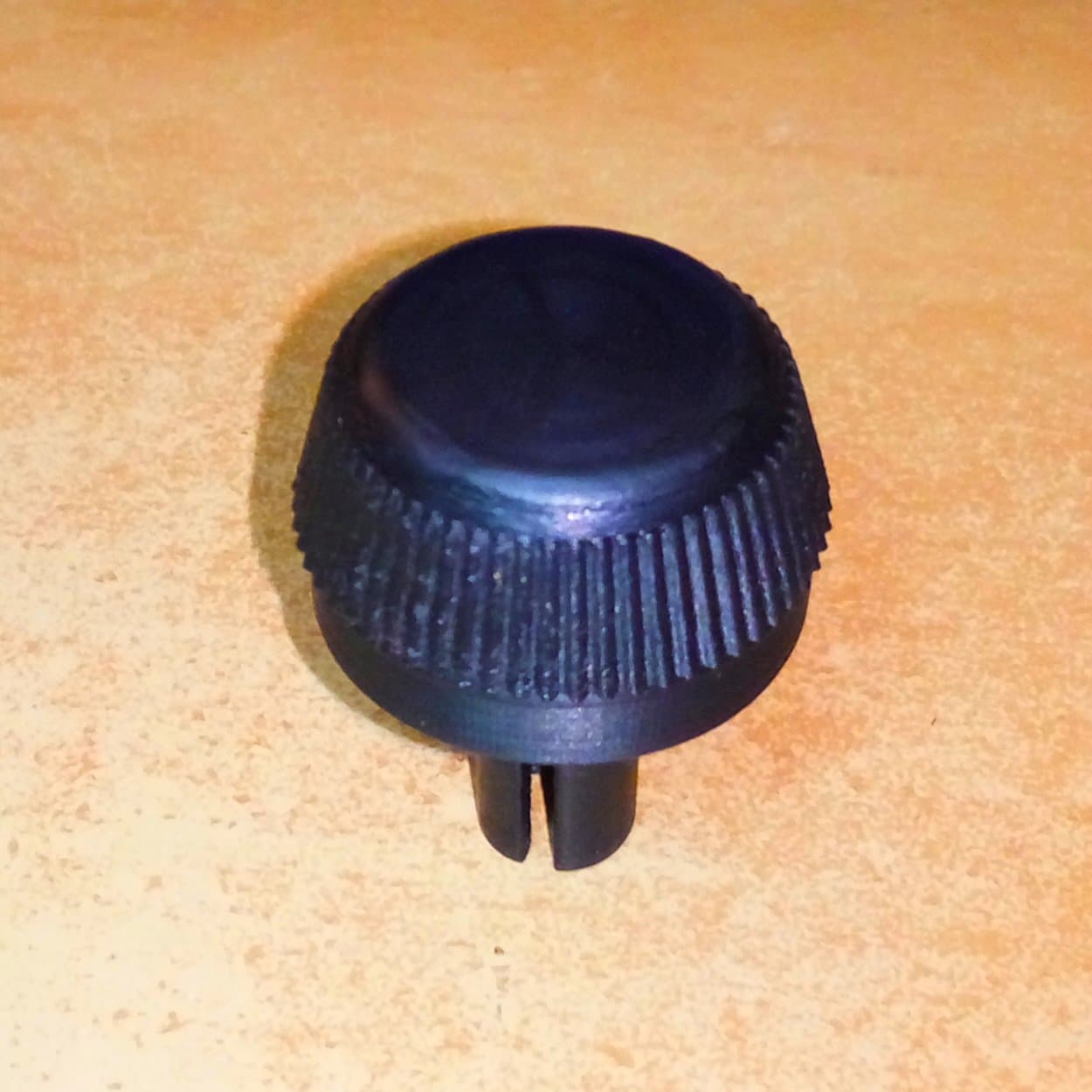 Volume Button for BMW E39 - image 2 of 3