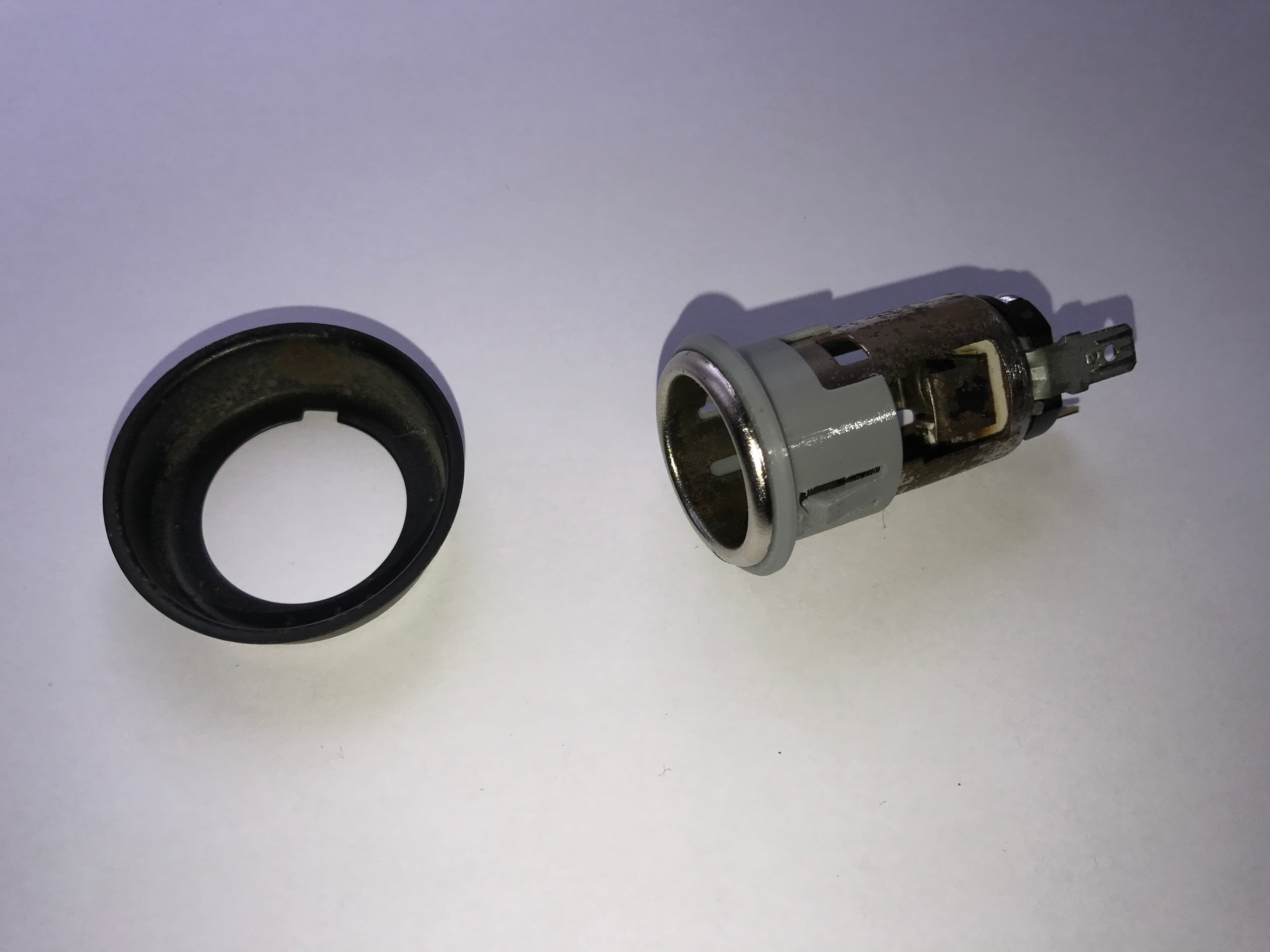 Mazda Miata cigarette lighter replacement - image 3 of 3