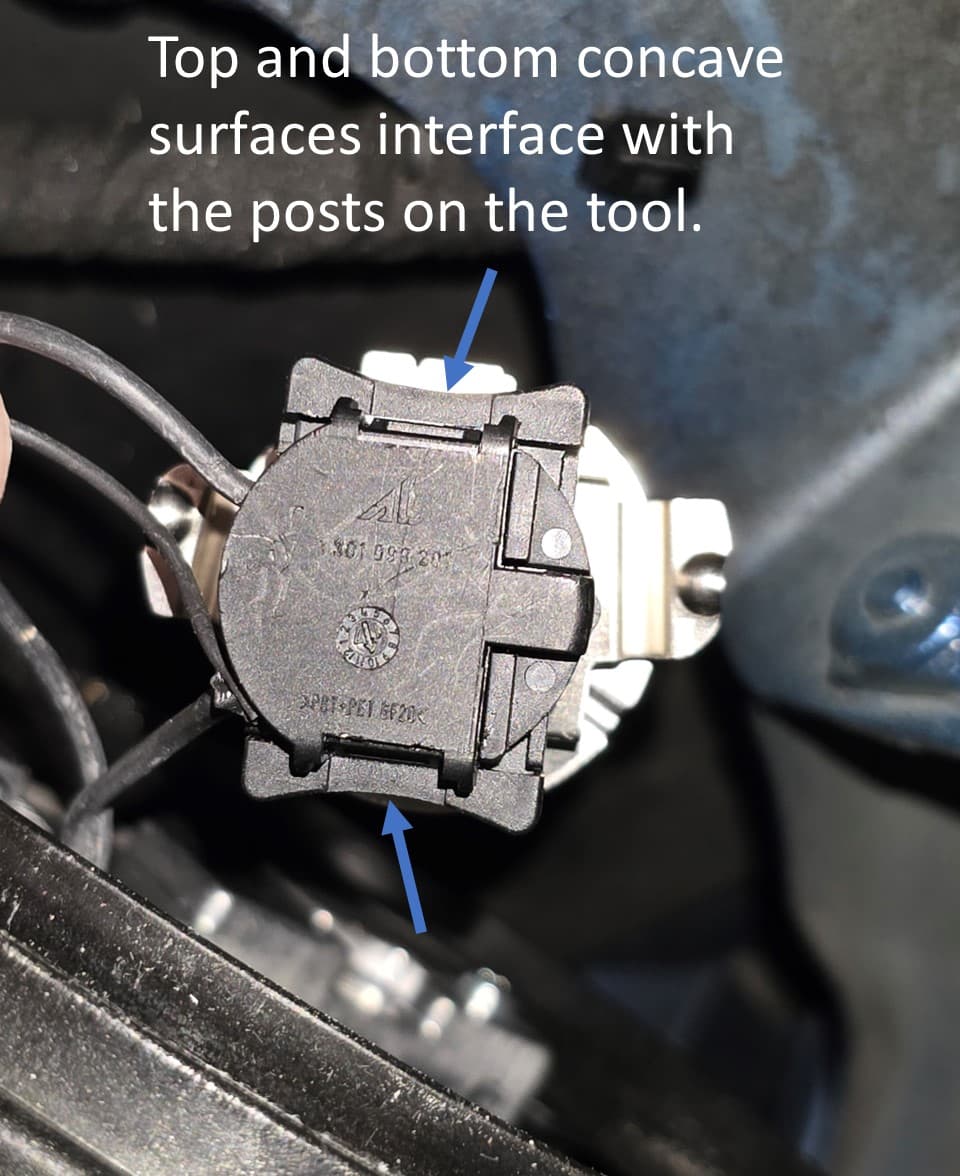 VW Headlight Bulb Tool - Volkswagen Tiguan and Others - image 2 of 3
