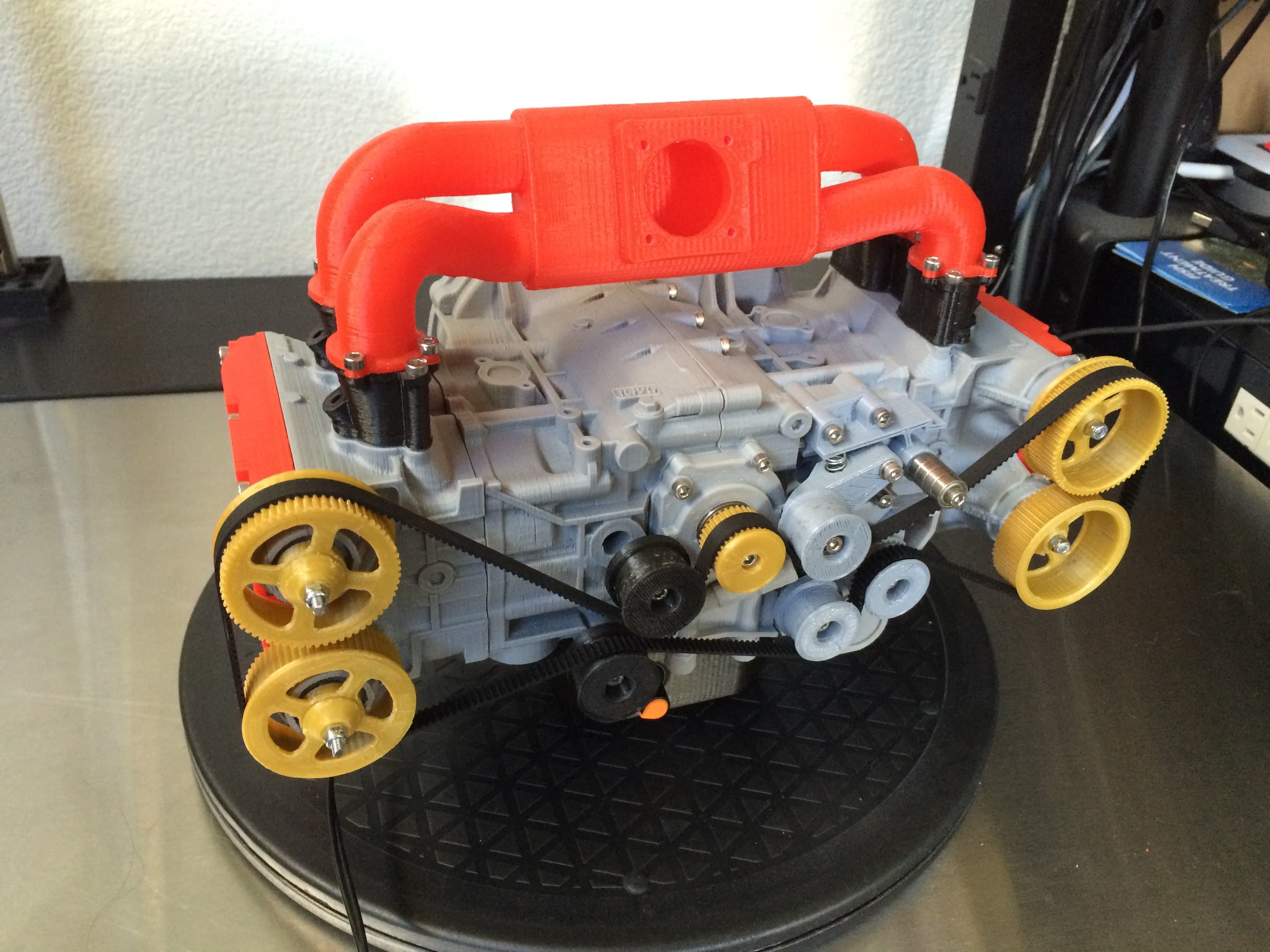 Subaru WRX EJ20 Boxer Engine Model - Fully Functioning - image 2 of 2