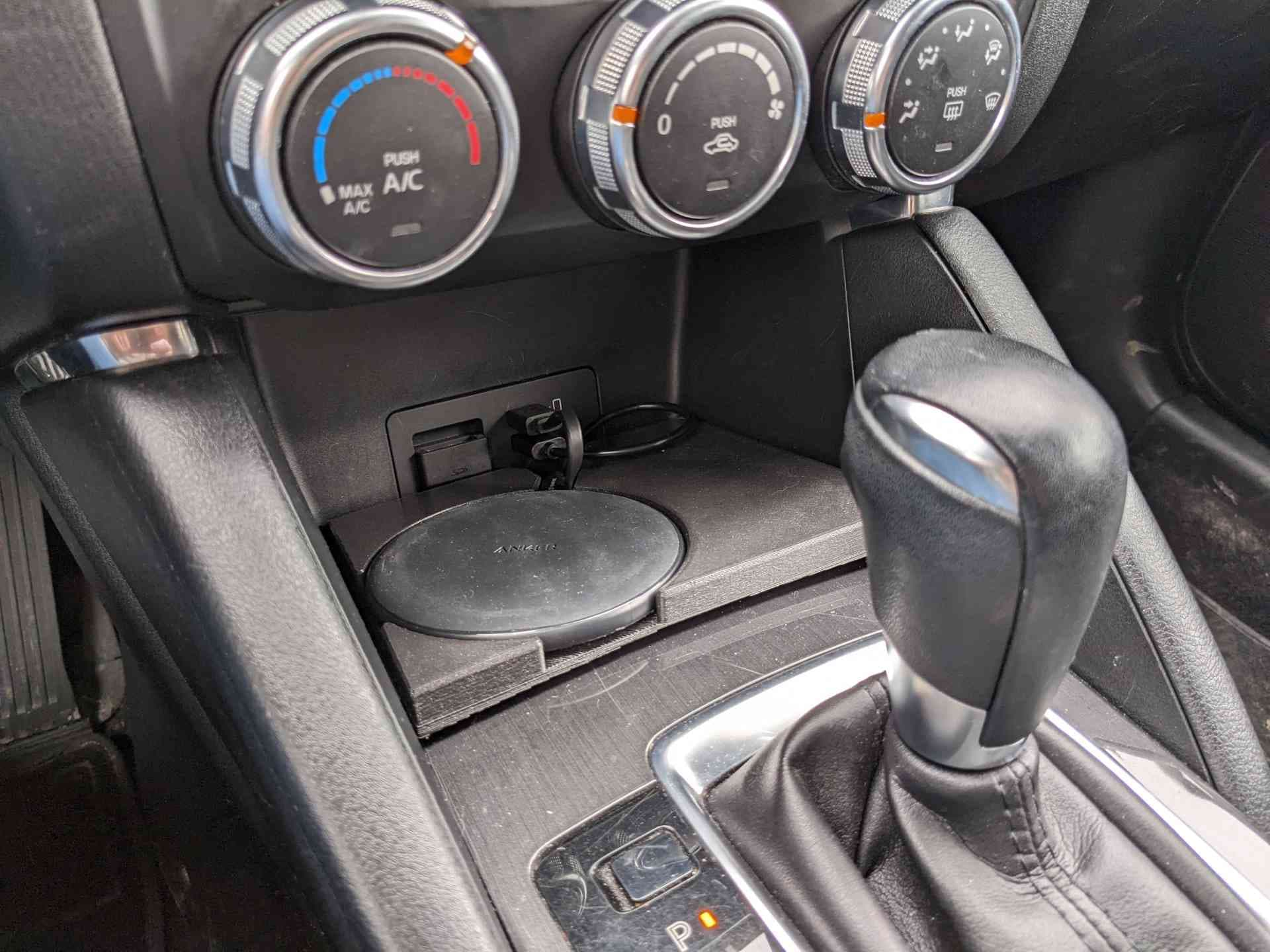 2016 Mazda CX-5 Wireless Phone Charger + Android Auto - image 2 of 3