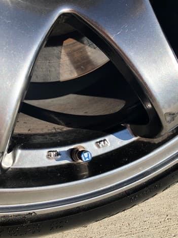 Honda Valve Stem Cap - image 1 of 3