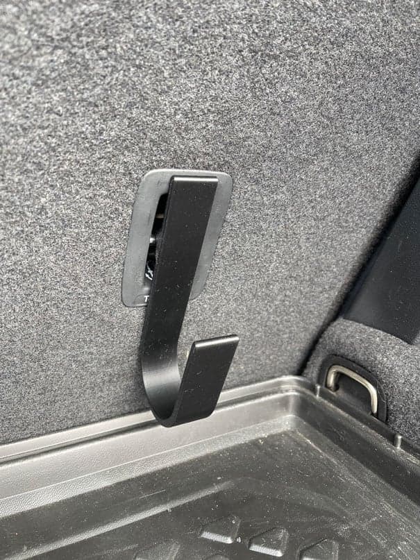Umbrella Holder - VW Tiguan Anchor Point - image 2 of 3