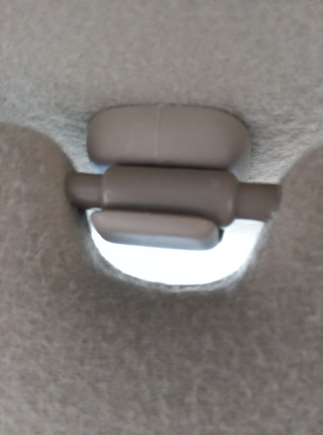 Photo of Honda Civic sun blind clip