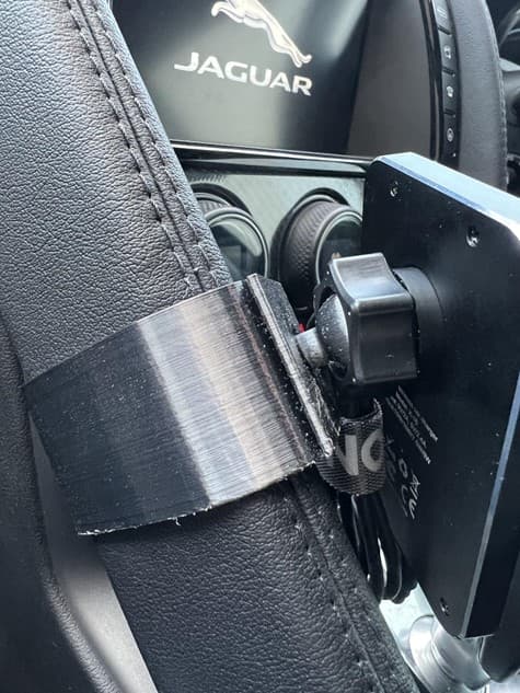 Photo of Jaguar F-Type MagSafe Mount