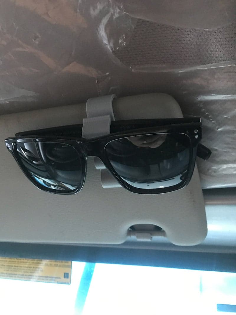 Sunglasses Car Clip Support - image 3 of 3