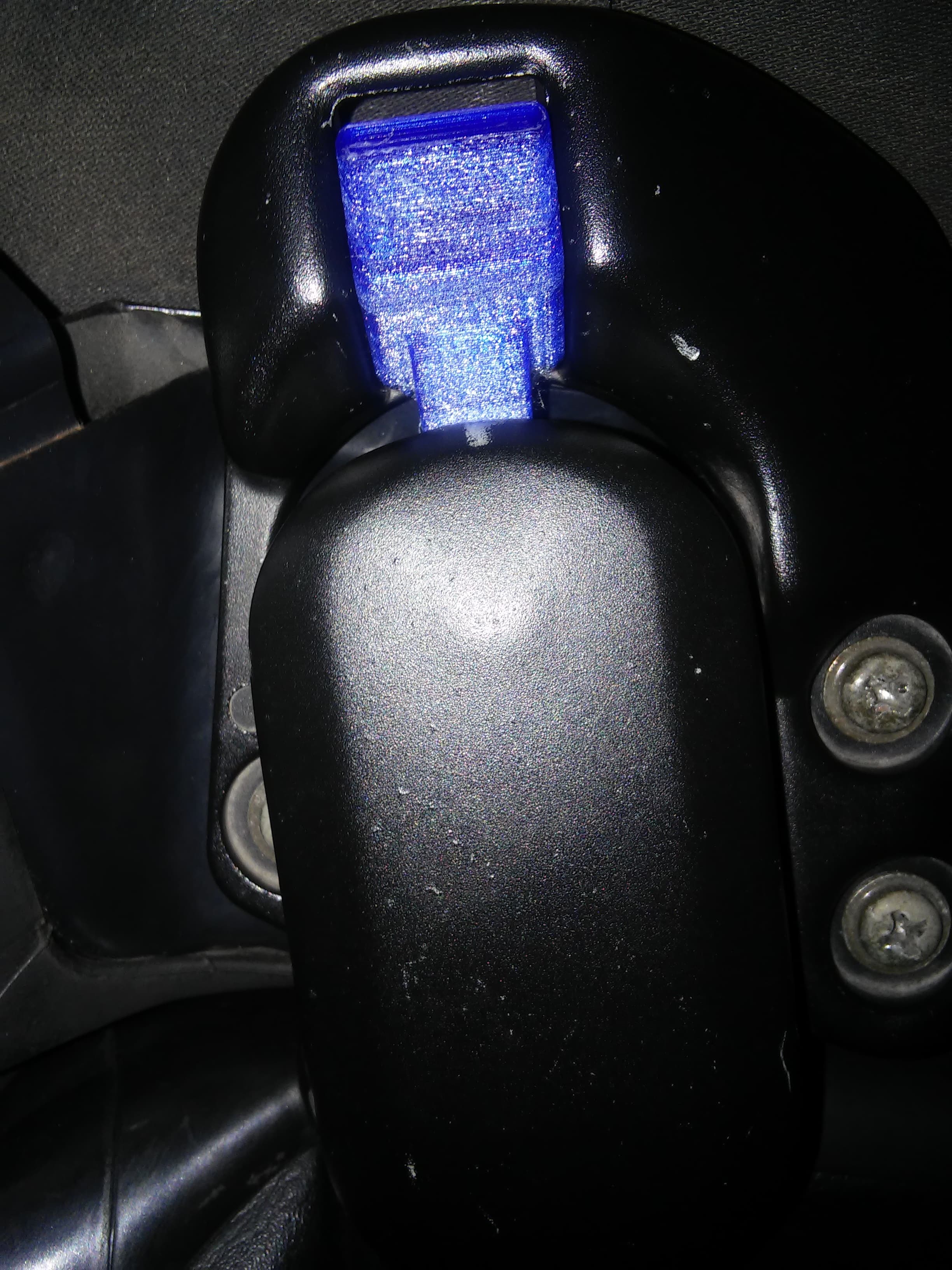 Mazda Miata/MX-5 and Eunos Roadster Soft Top Latch Button - image