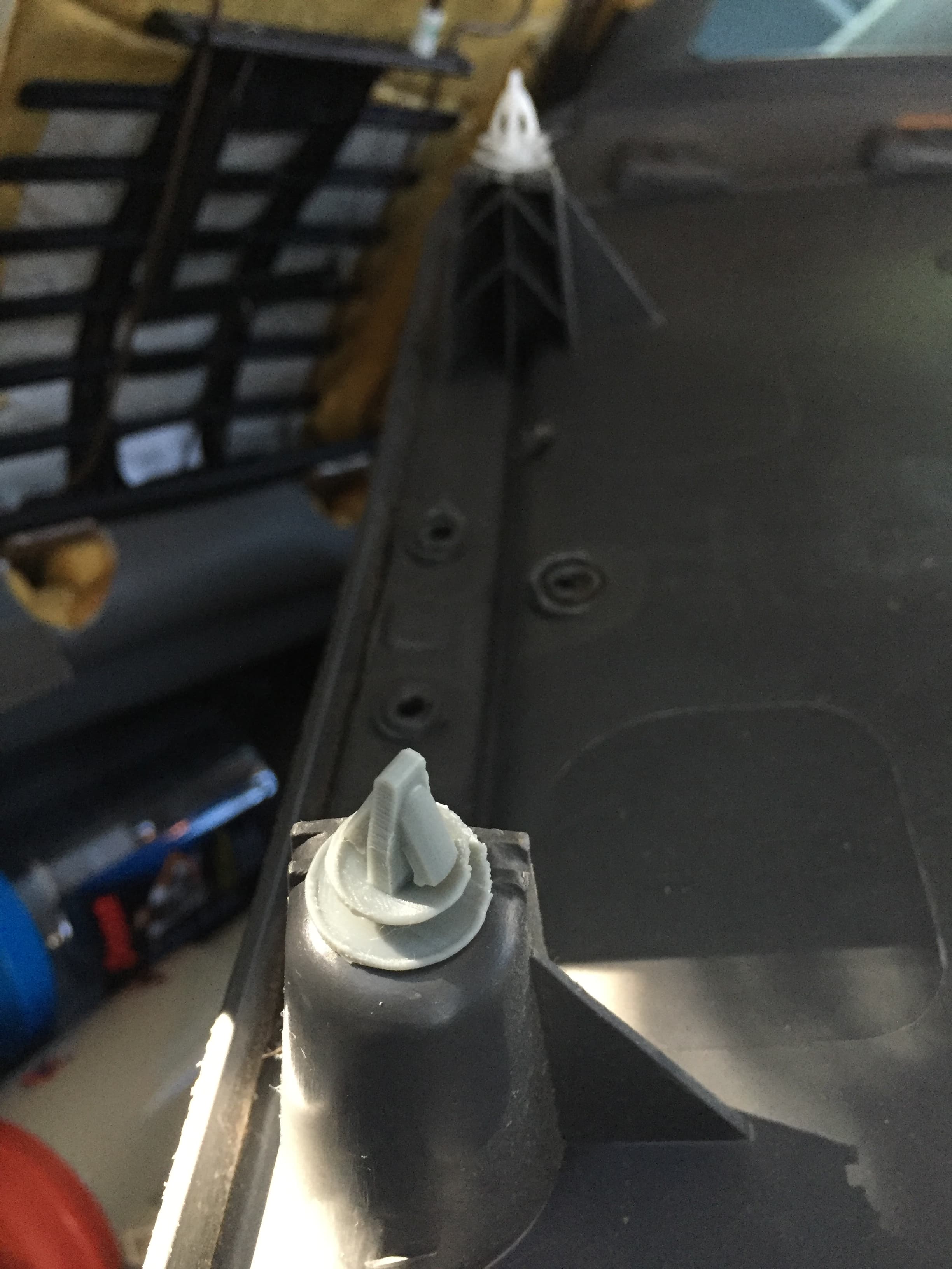 Honda Plastic Clip (8mm, maybe?) - image 3 of 3