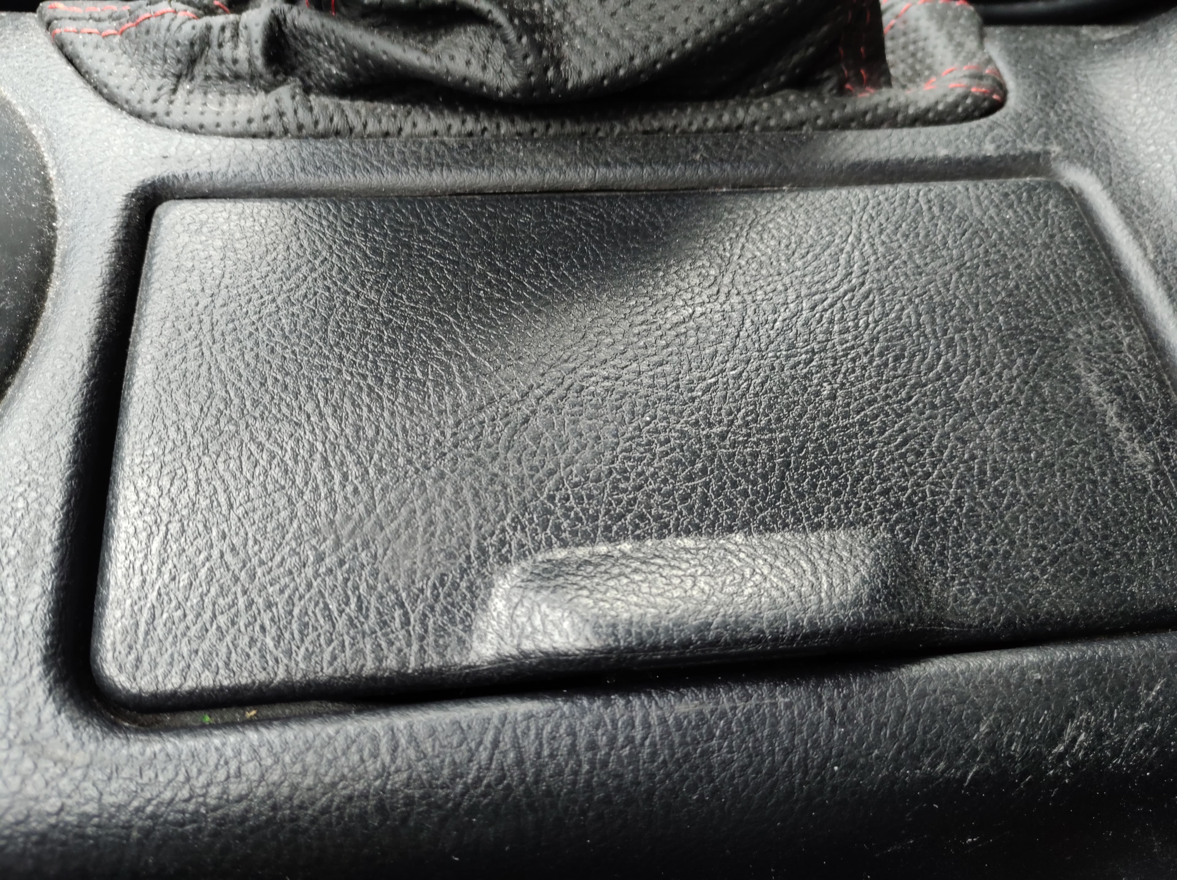 Lexus IS200 IS300 Cupholder - image 3 of 3
