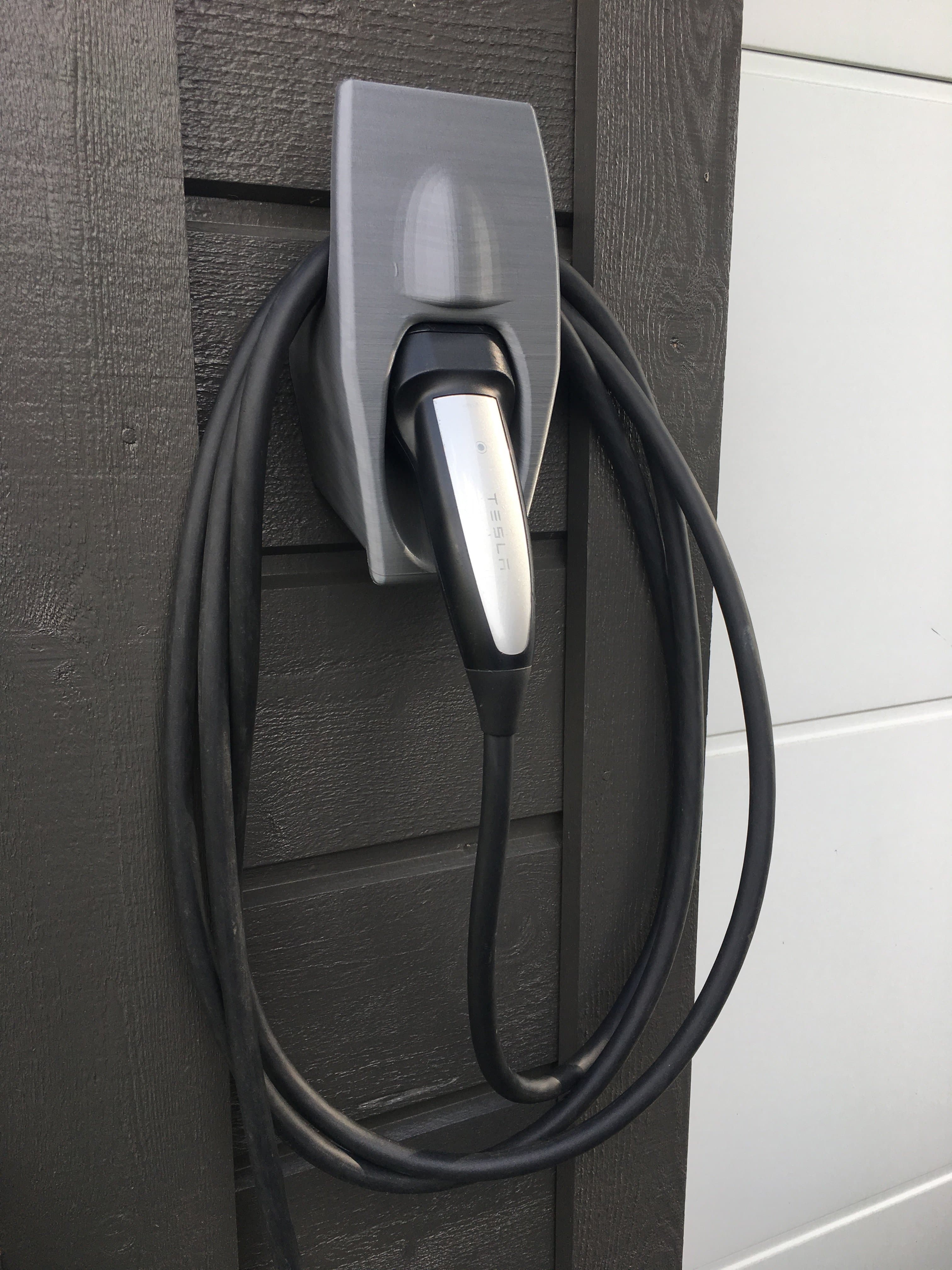 Photo of Tesla charge plug docking Type 2