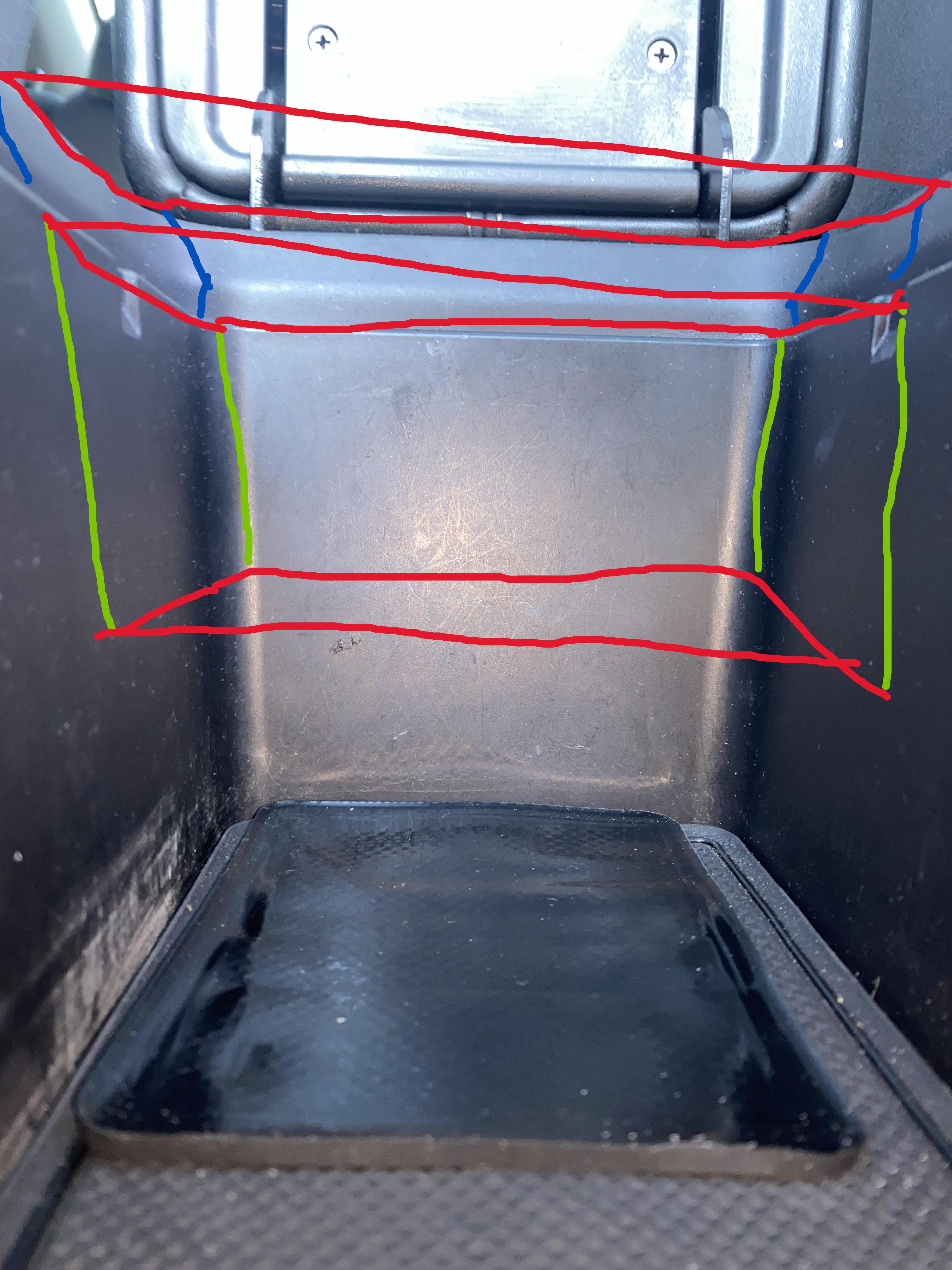 Photo of 2019 Nissan Altima SV center console holder