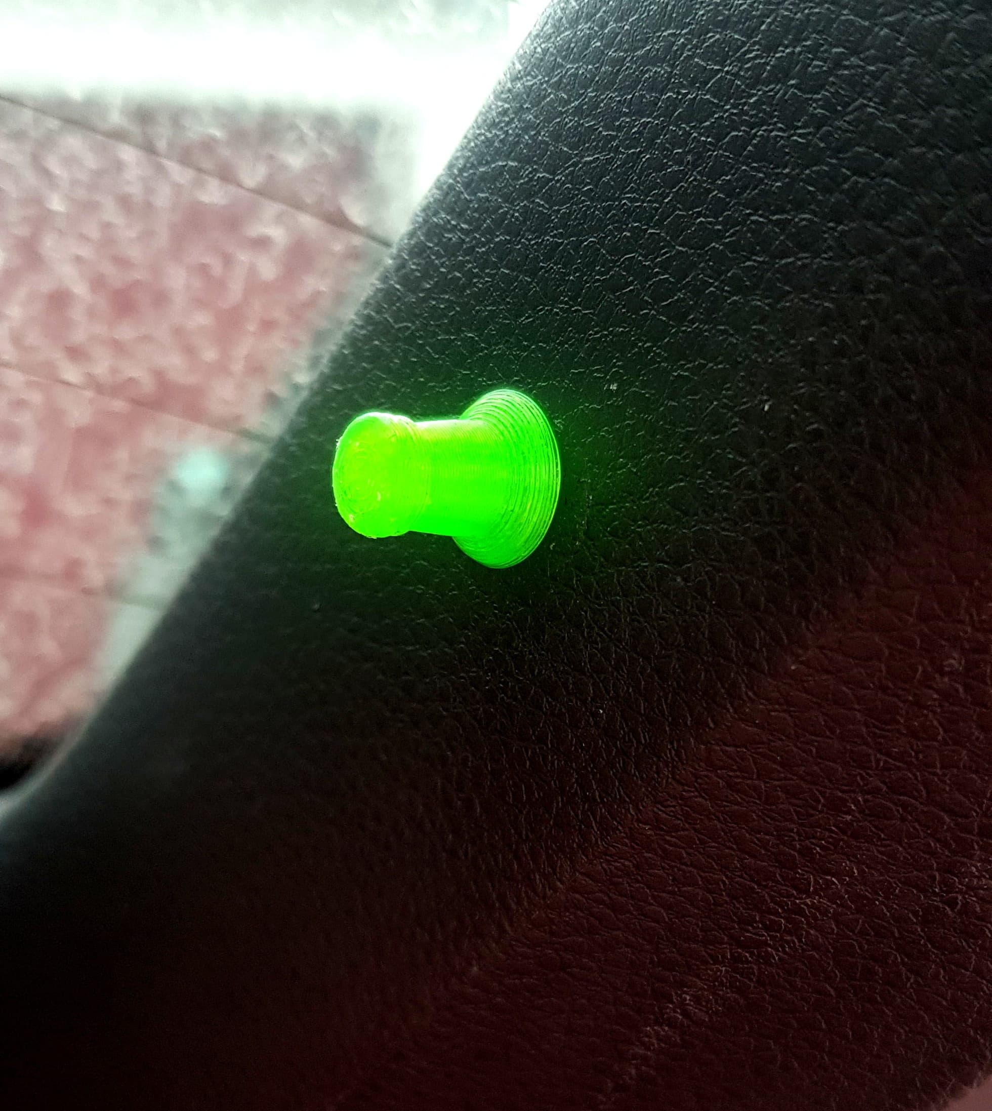 Trunk cover pin holder VW/Seat/Skoda - image 3 of 3