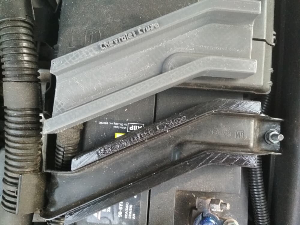 Battery Hold Chevrolet Cruze - image 2 of 2