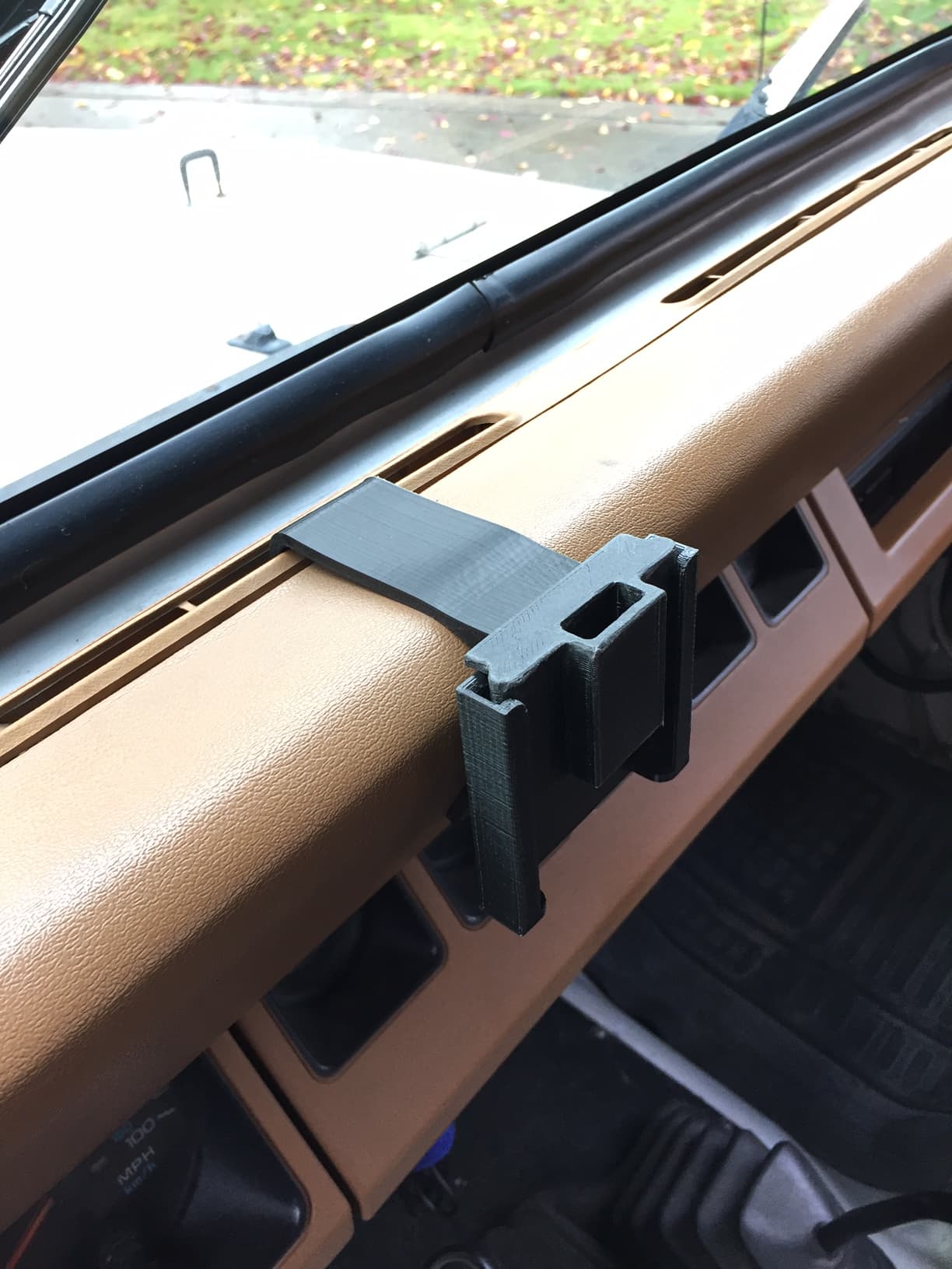 Baofeng UV-5R mount for Jeep YJ - image 3 of 3
