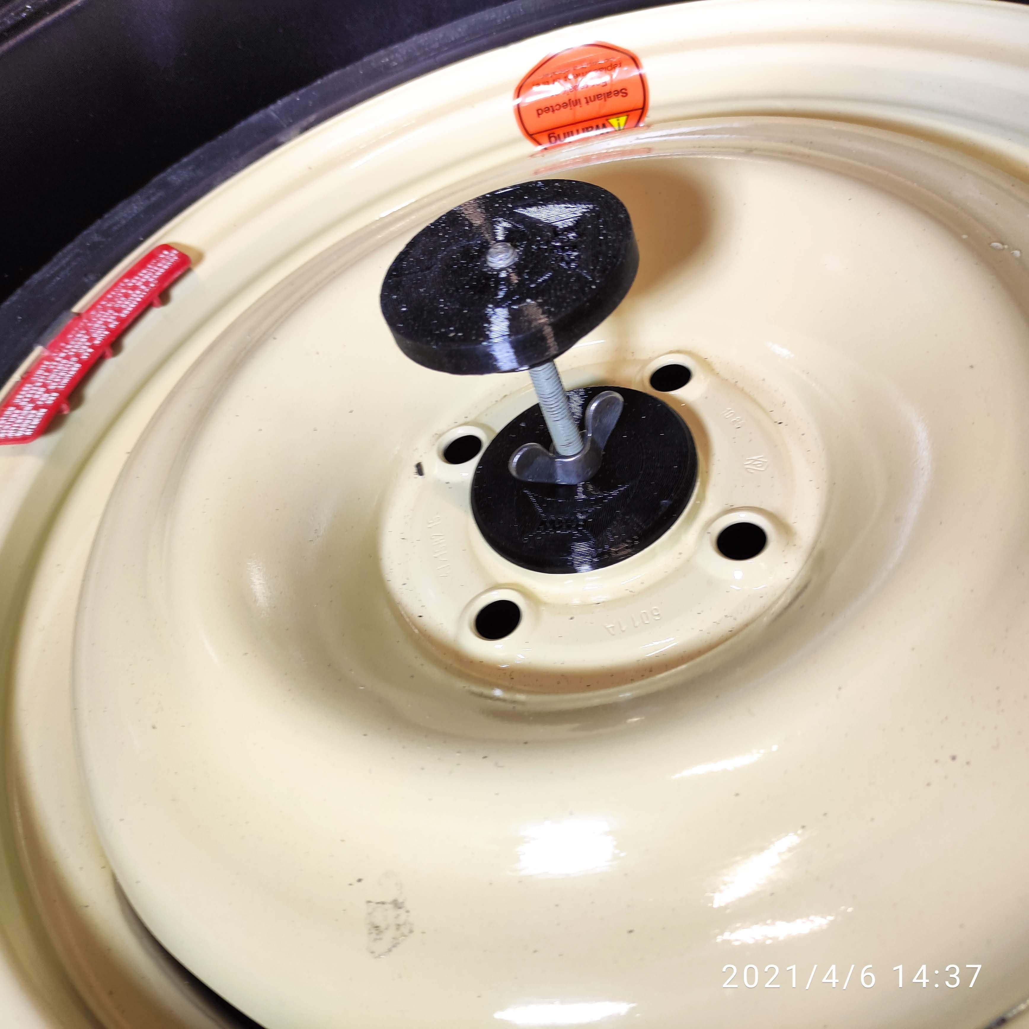 Photo of BMW E30 Spare Tire Holder