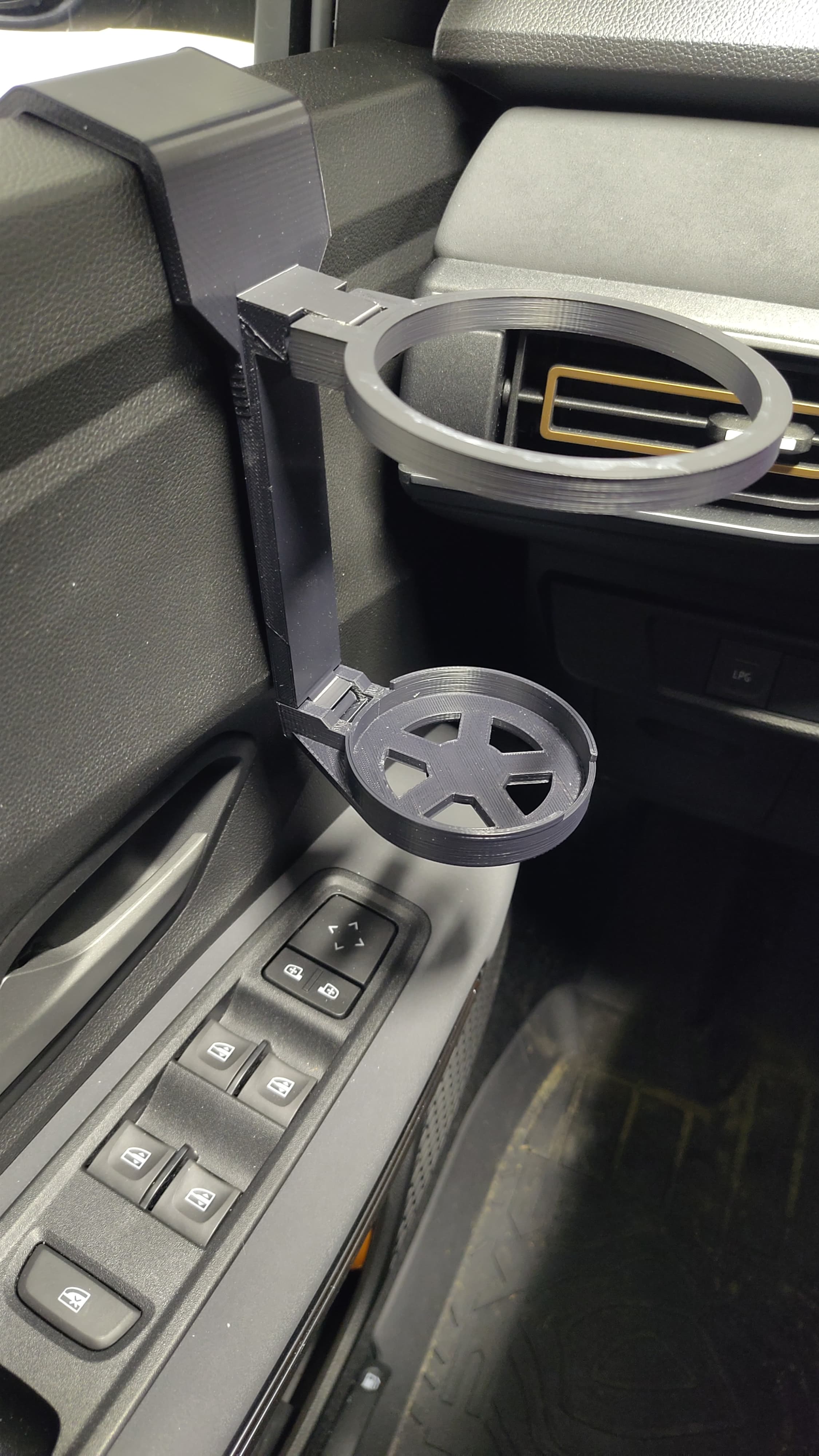 Dacia Jogger Cup Holder - image 3 of 5