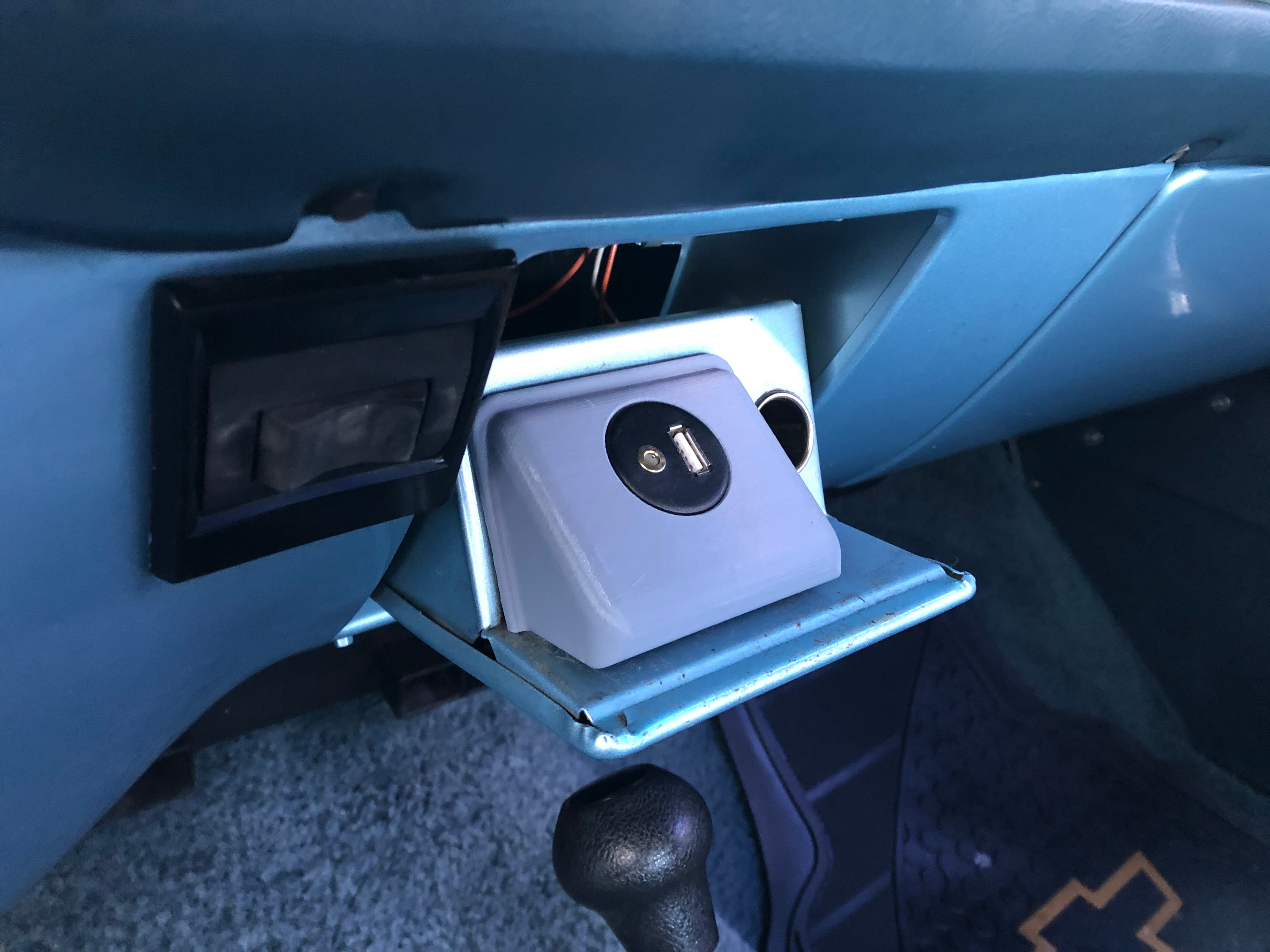 Chevy Square Body Ash Tray USB and Aux Cord Adaptor K5 Blazer - image