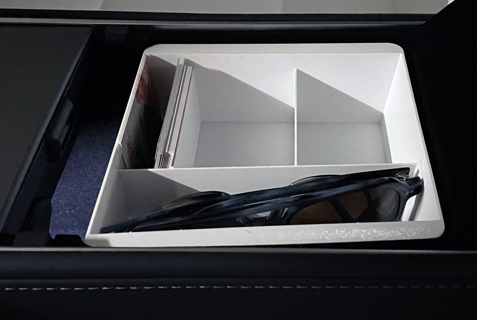 Tesla Y Armrest Drawer with compartments - image 2 of 2