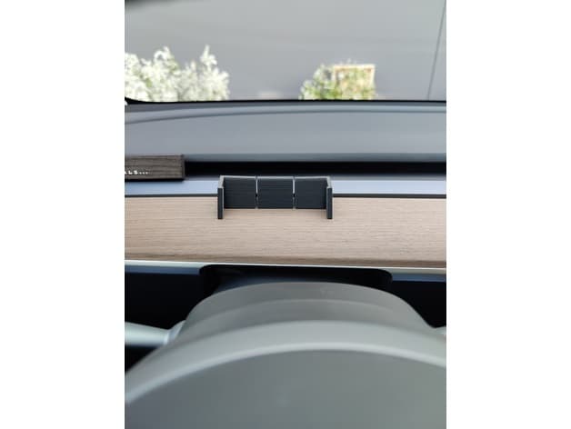 Simple smartphone holder modules for Tesla Model 3 - image 4 of 6