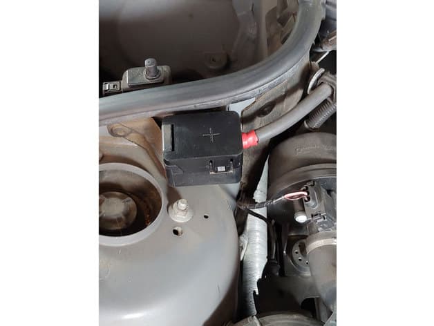 positive borne cover for BMW E46 - image 2 of 2