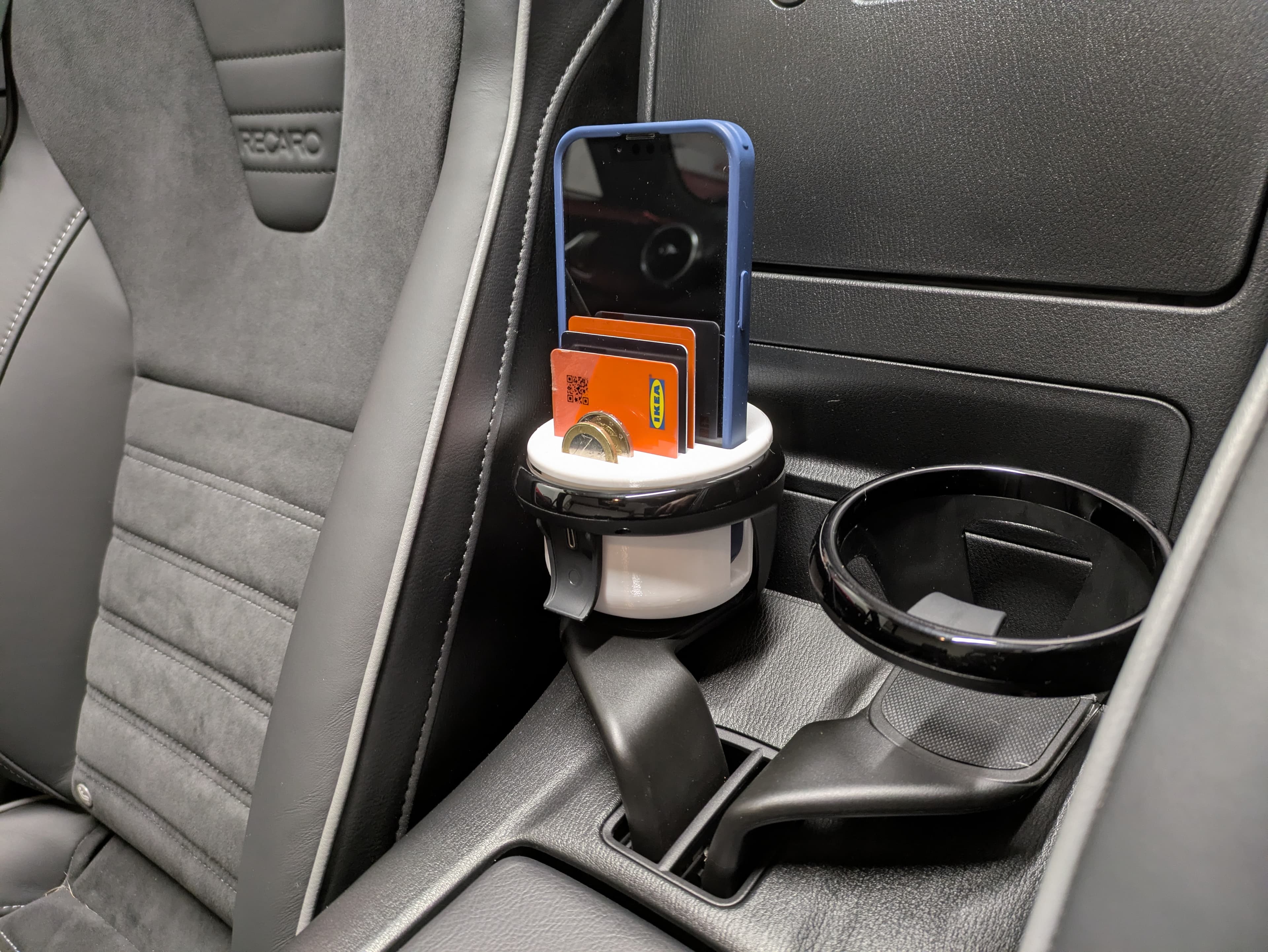 Mazda MX-5 ND stuff holder for cup holder - image