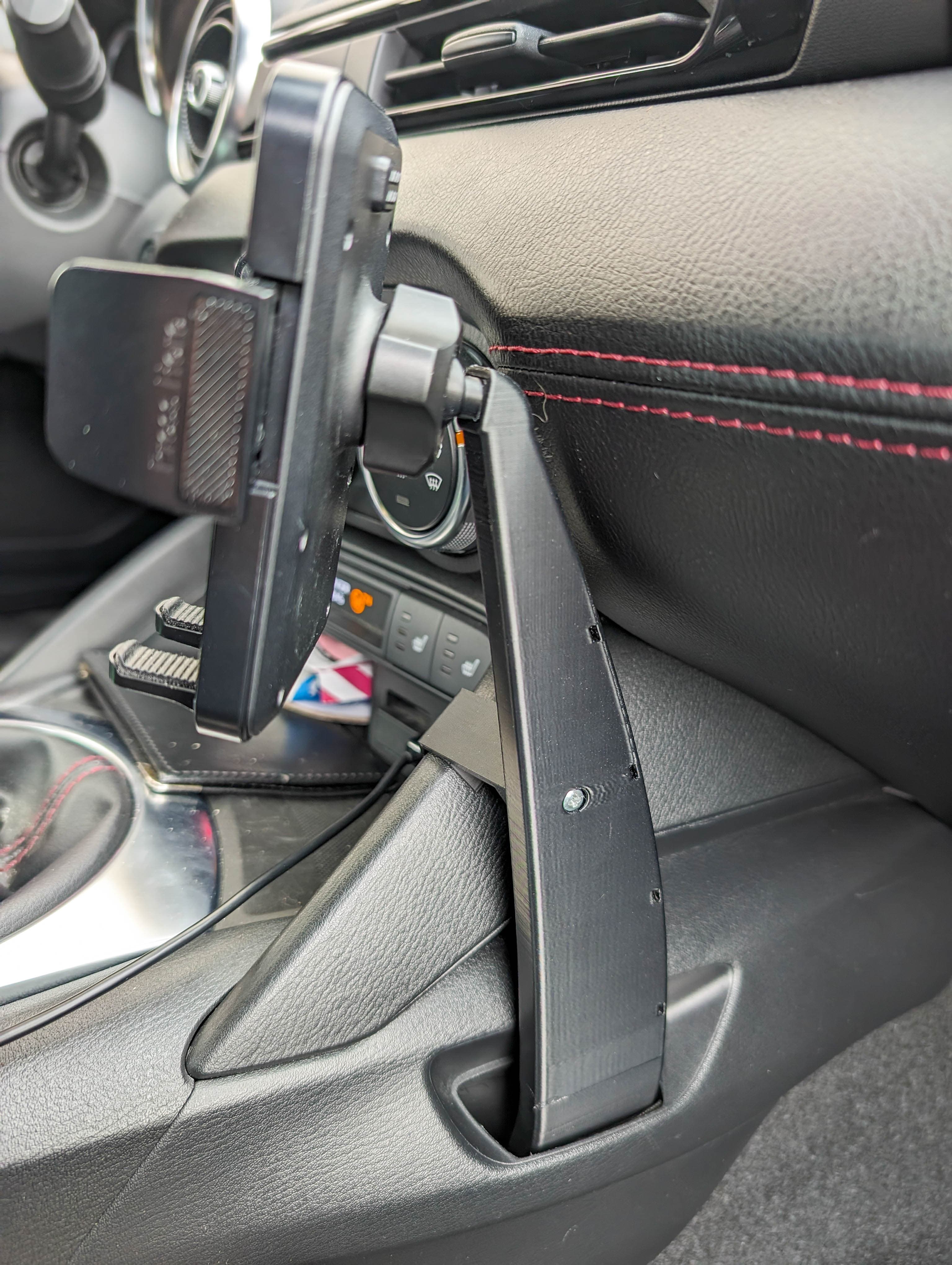 Mazda MX-5 Miata ND Phone holder for cup holder - image 5 of 6