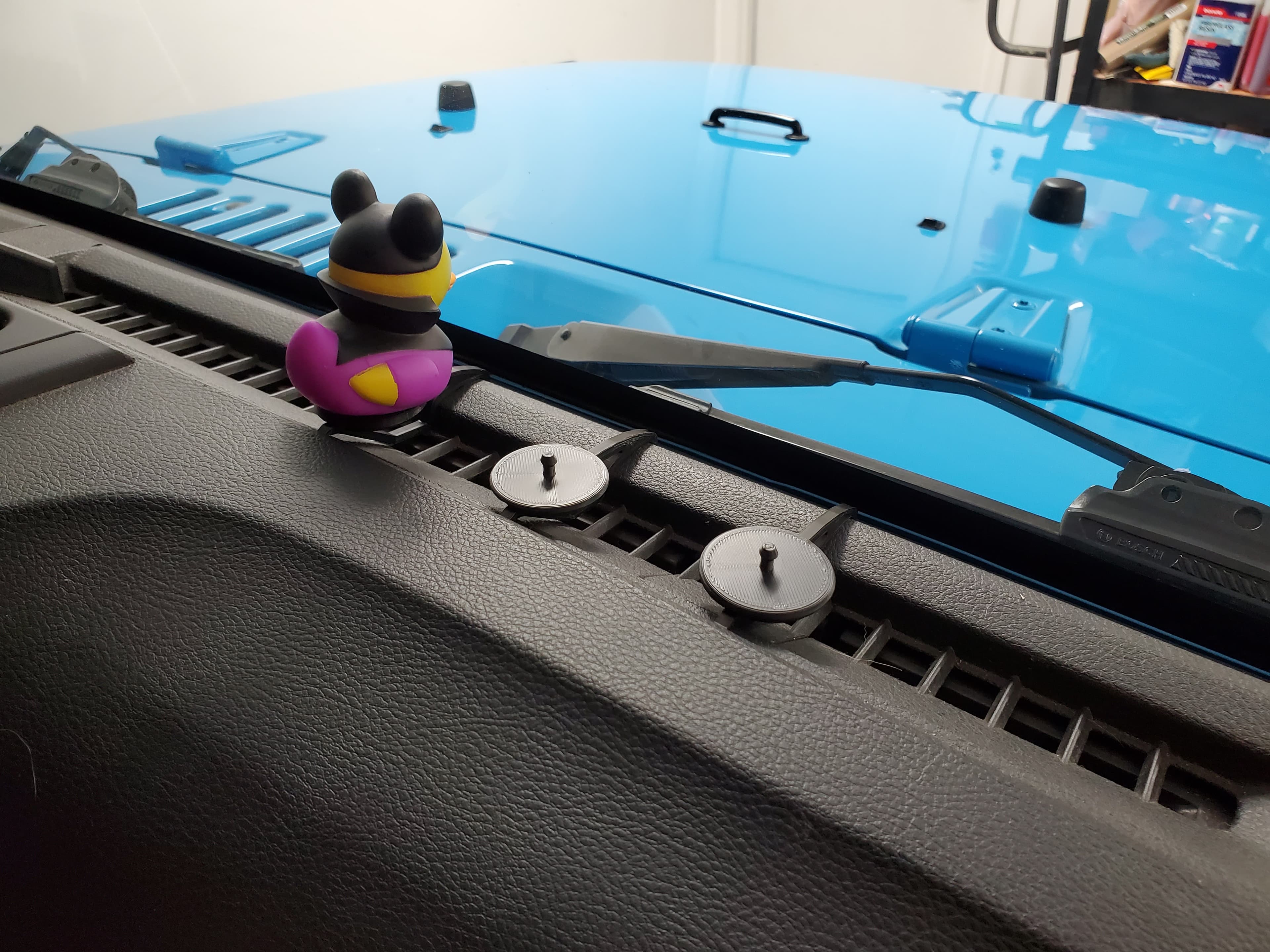 Jeep Wrangler JK Dashboard Duckholder - image 2 of 5