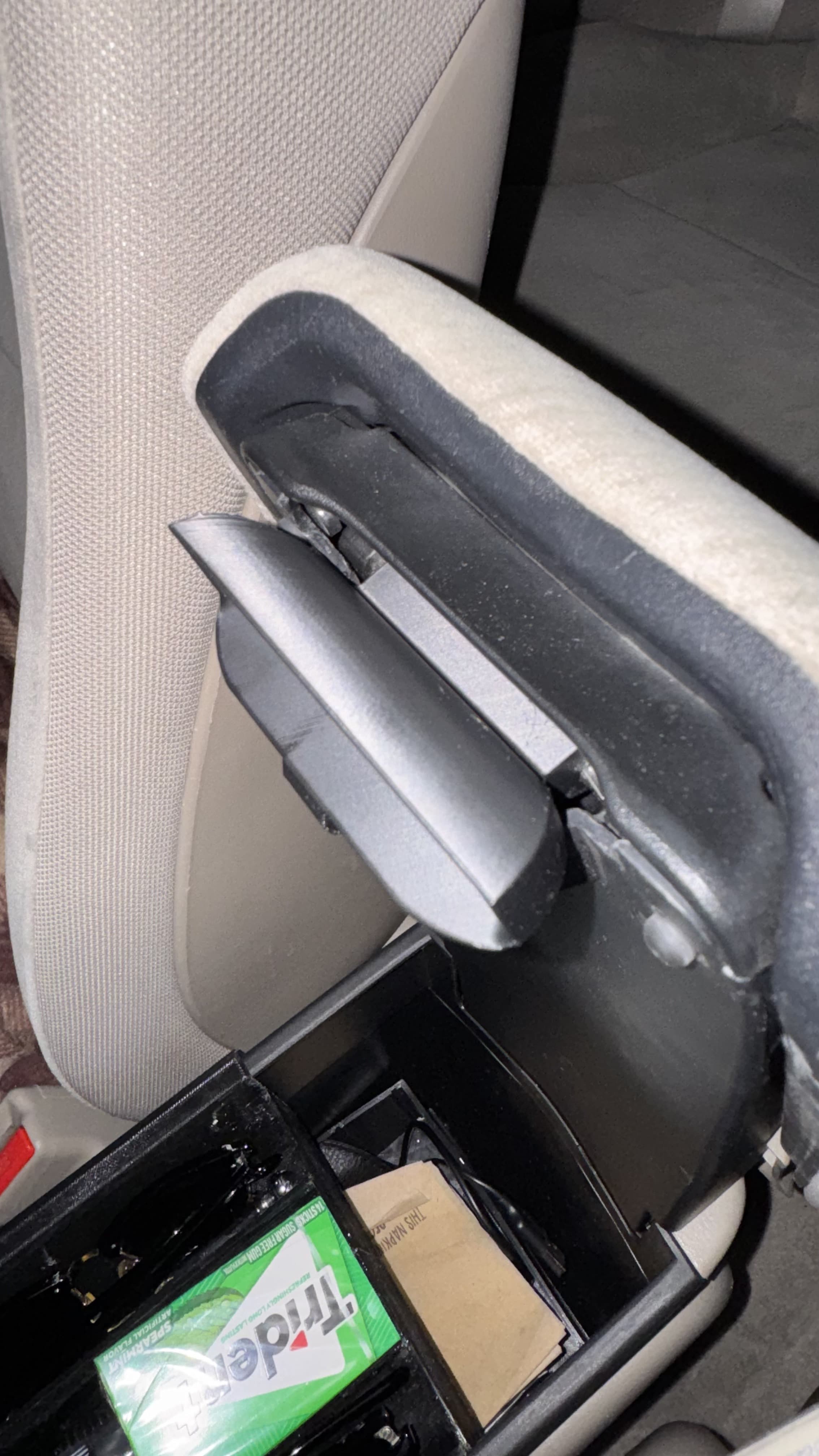 2006-2011 Honda Civic Center Console Latch (Armrest Lock Latch) - image 4 of 5