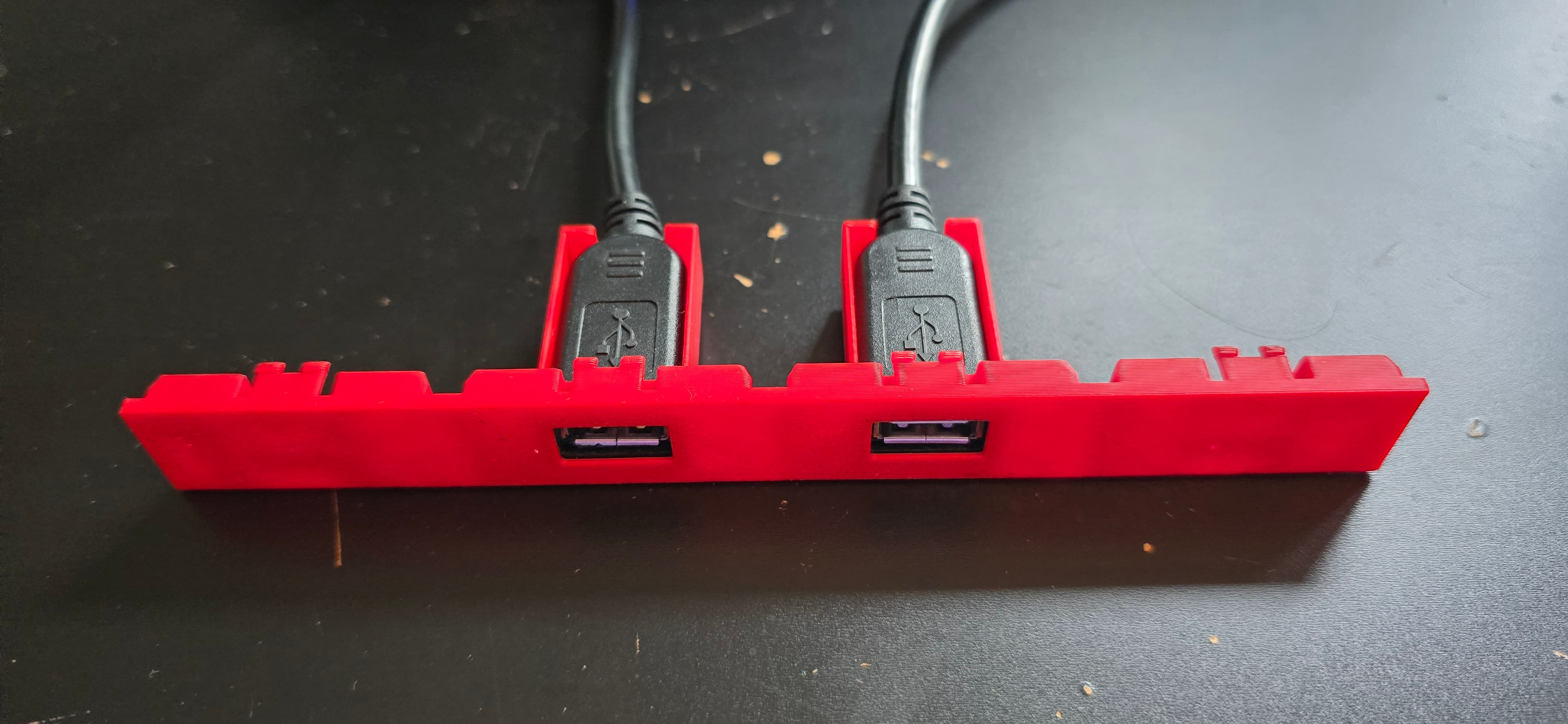 BMW E46 Switch Cover with USB port holder - image 2 of 3