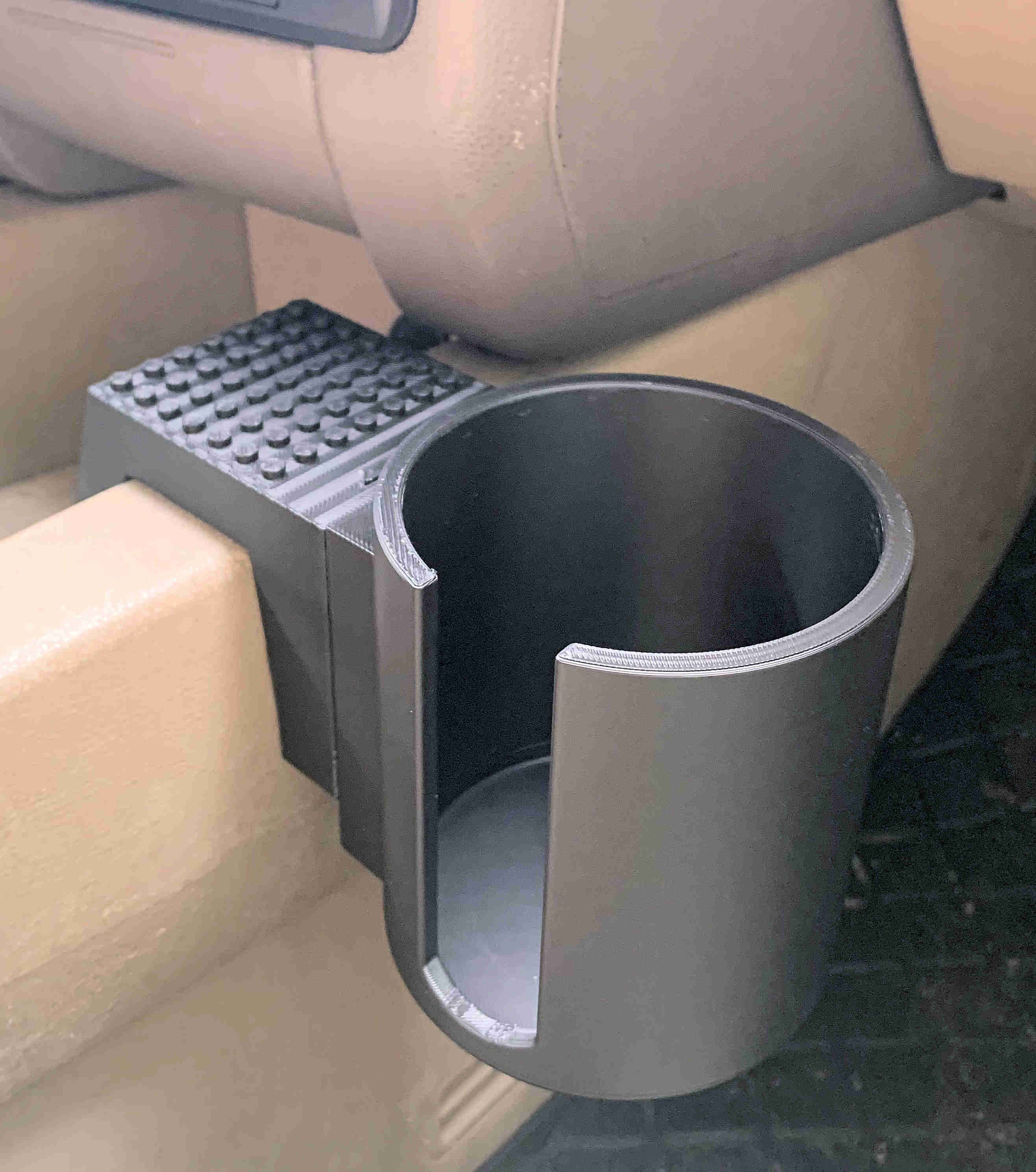 Audi A2 Becherhalter - cup holder - image 2 of 5