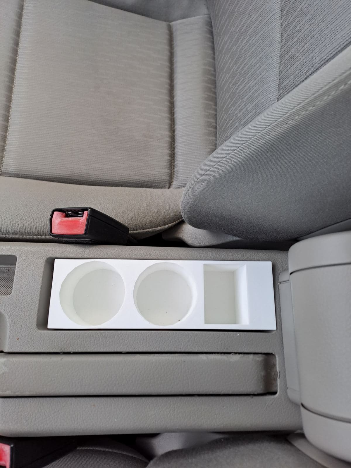 Audi a4 b7 cup holder - image 2 of 2