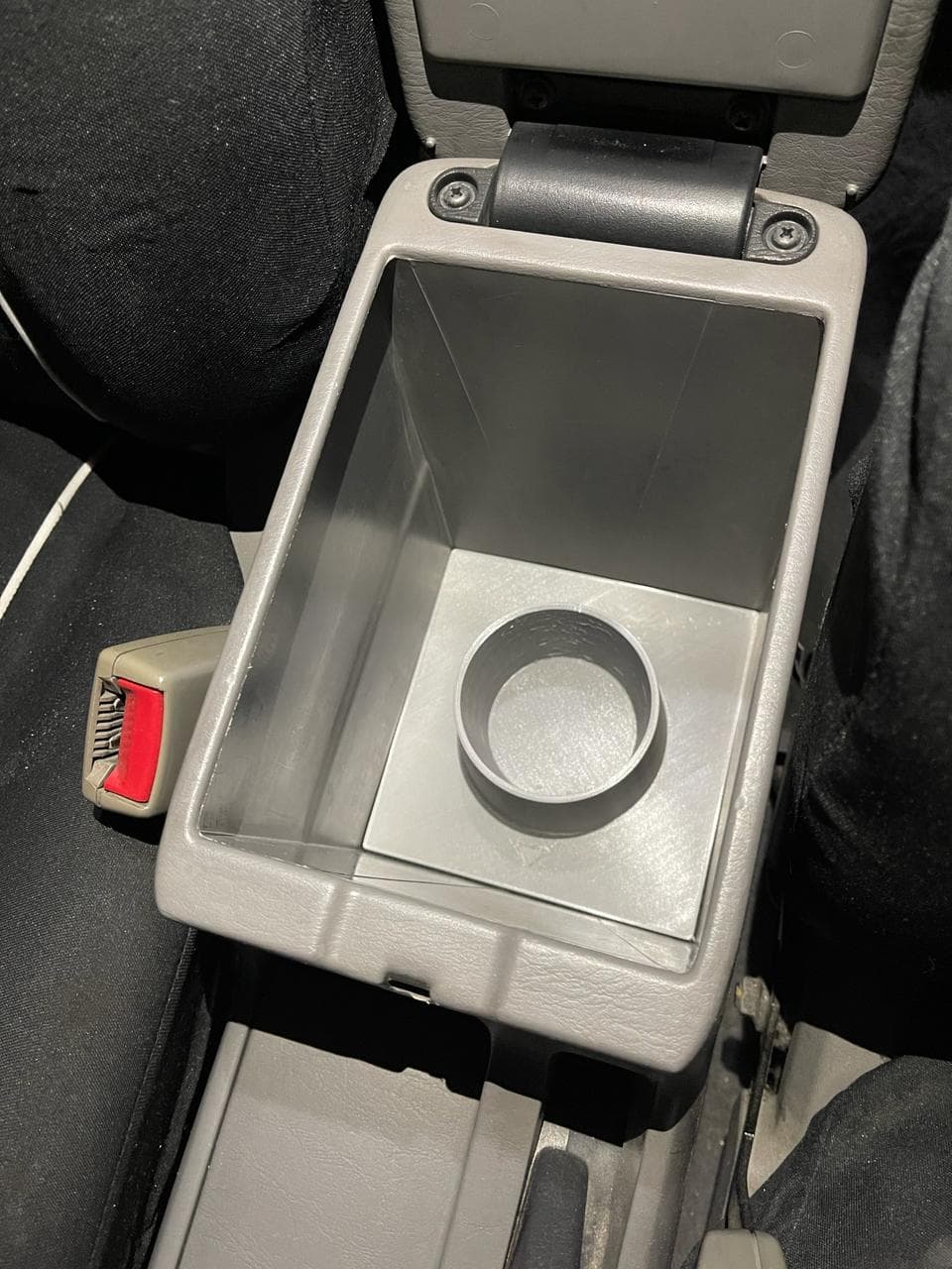 Toyota Corolla 2003-2008 center console cup holder - image 4 of 6