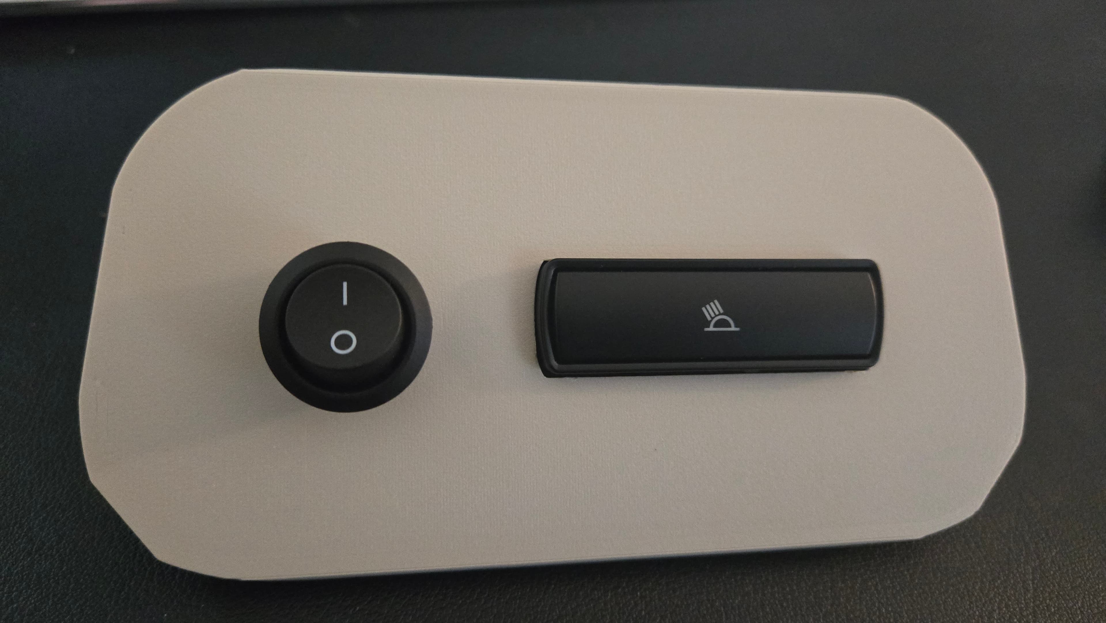 Ford Transit Overhead Console insert - image 3 of 3