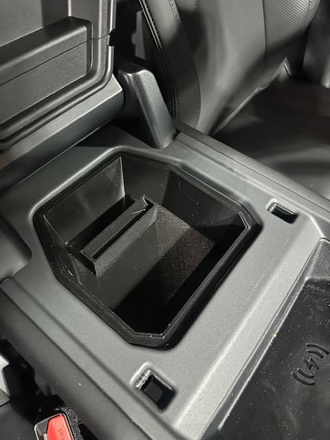 New Land Rover Defender center console tray for (no fridge) - image 2 of 3