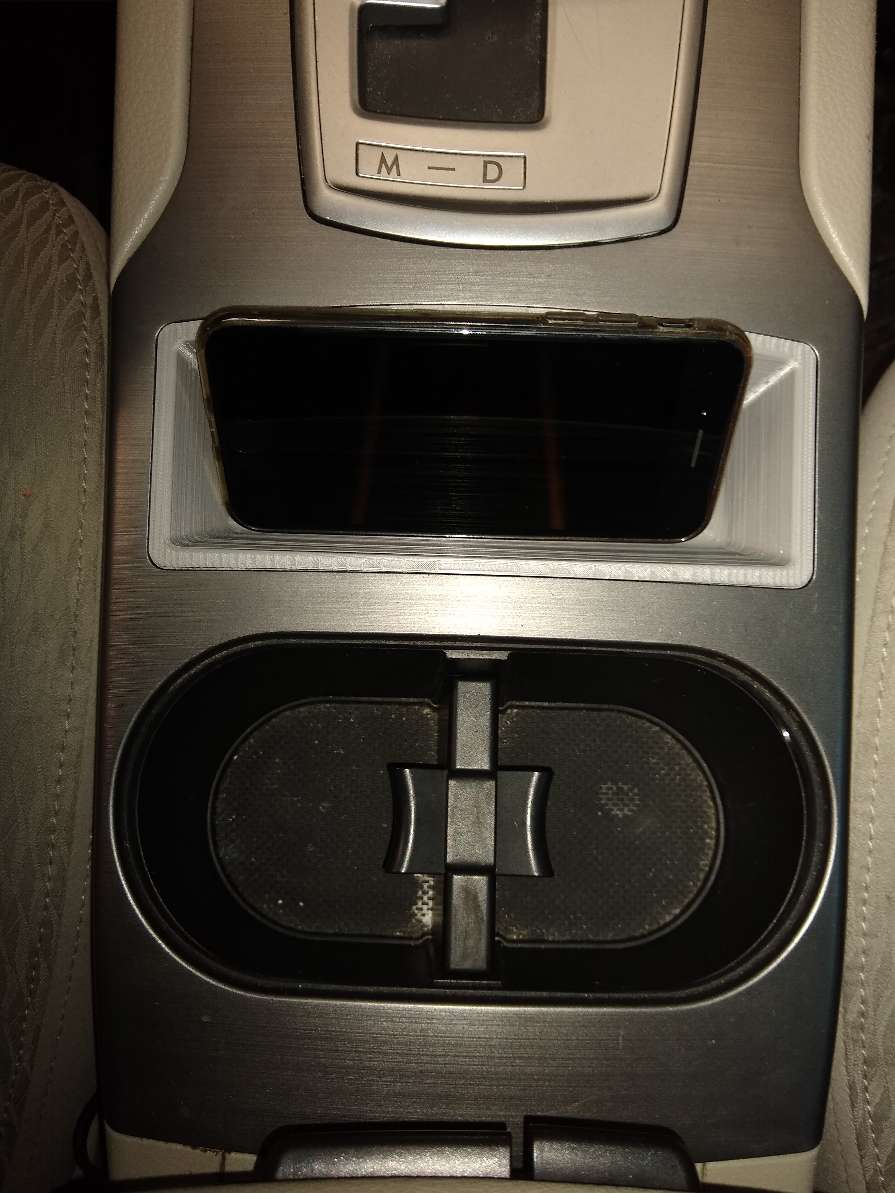 Full Width Console Tray for Subaru Outback 4th Gen - image 2 of 6