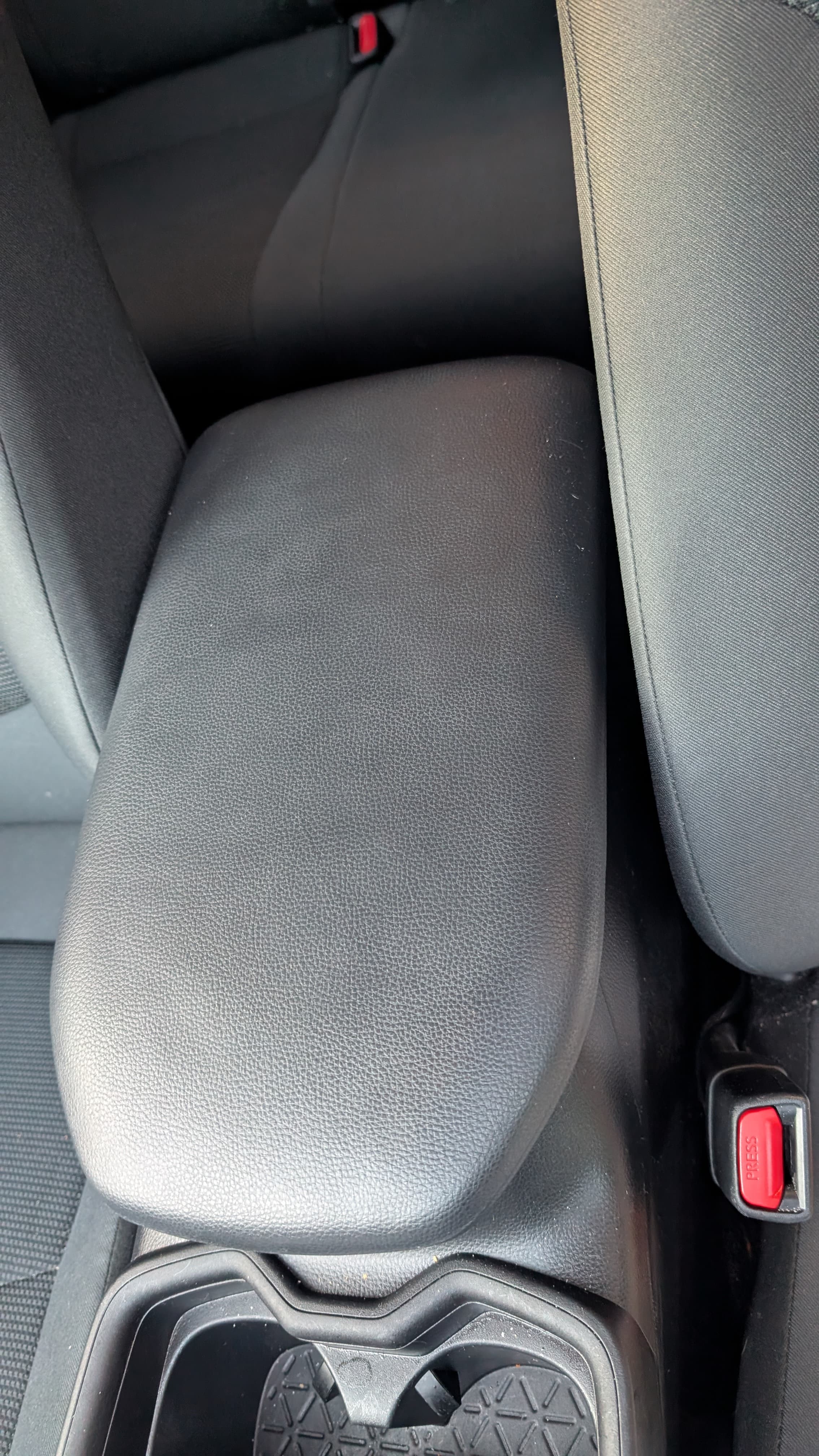Toyota Rav4 2021 console tray - image 2 of 3