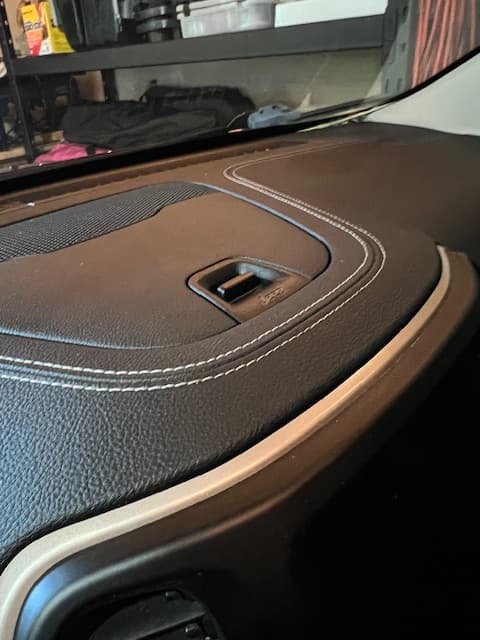 2014 Jeep Cherokee Dash Console Mount 2 - image 2 of 4