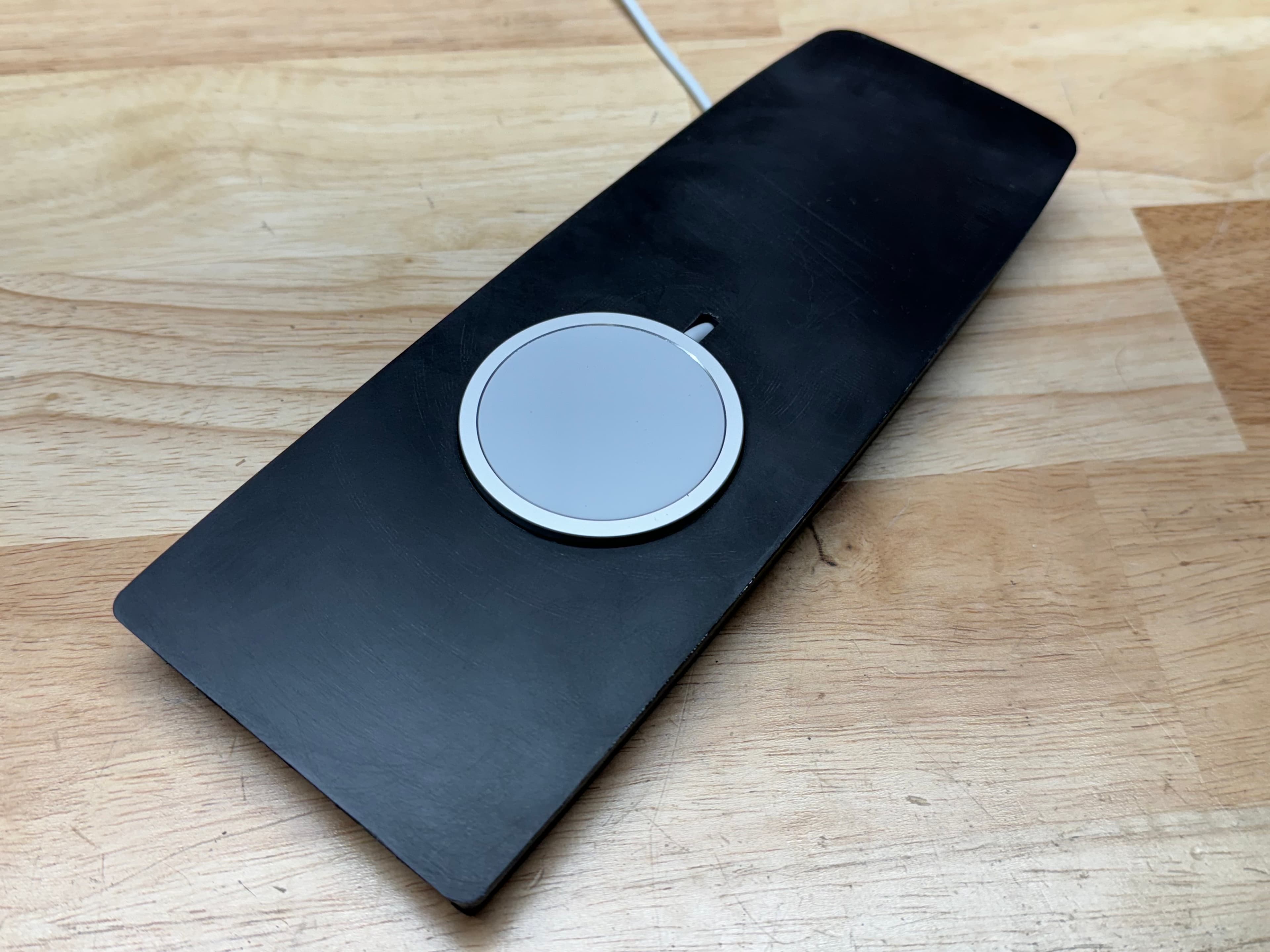 MagSafe Center Console Insert for BMW 3 Series - image