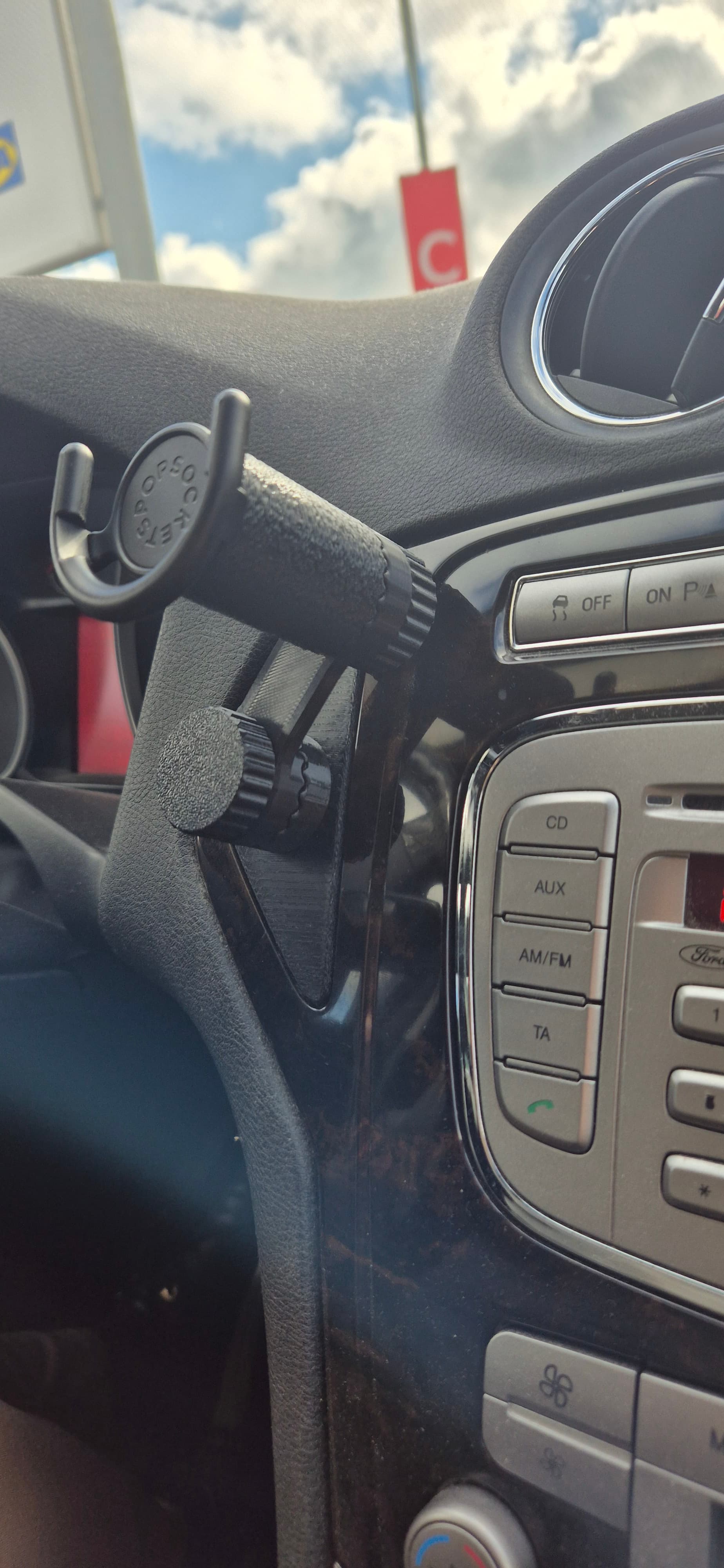 Ford Mondeo MK4 Console Cover Adapter for Multifunctional Arm and PopSocket Vent Mount - image