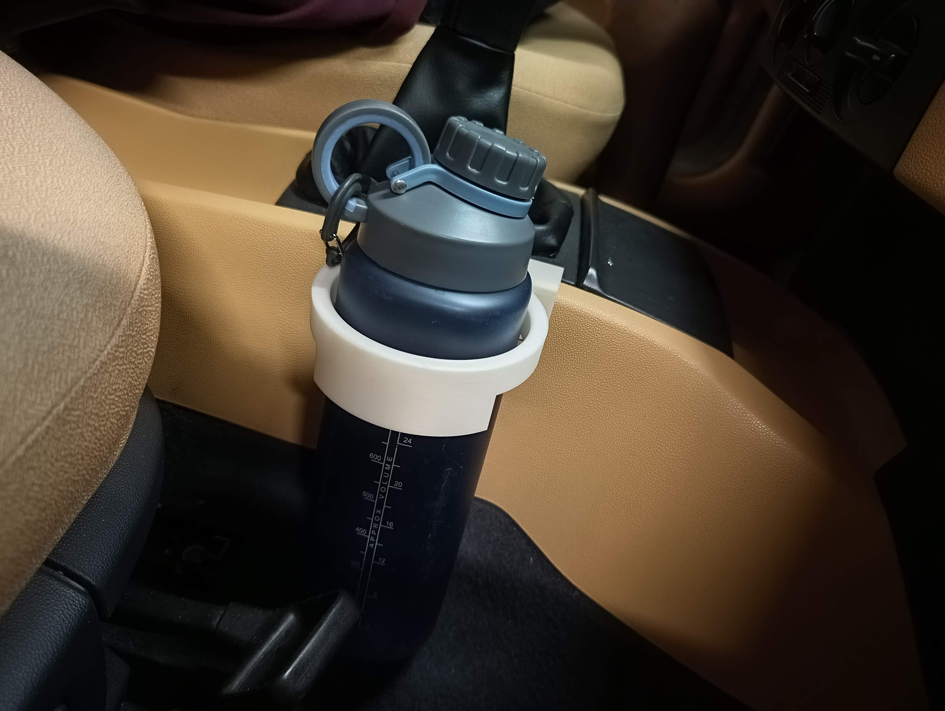 Skoda Fabia center console bottle holder - image