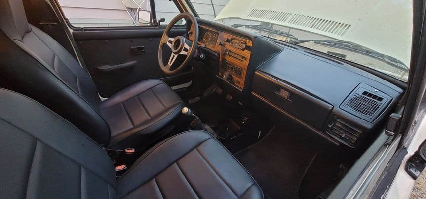 Volkswagen MK1 Rabbit/Jetta Center Console with Can Holders - image 3 of 3