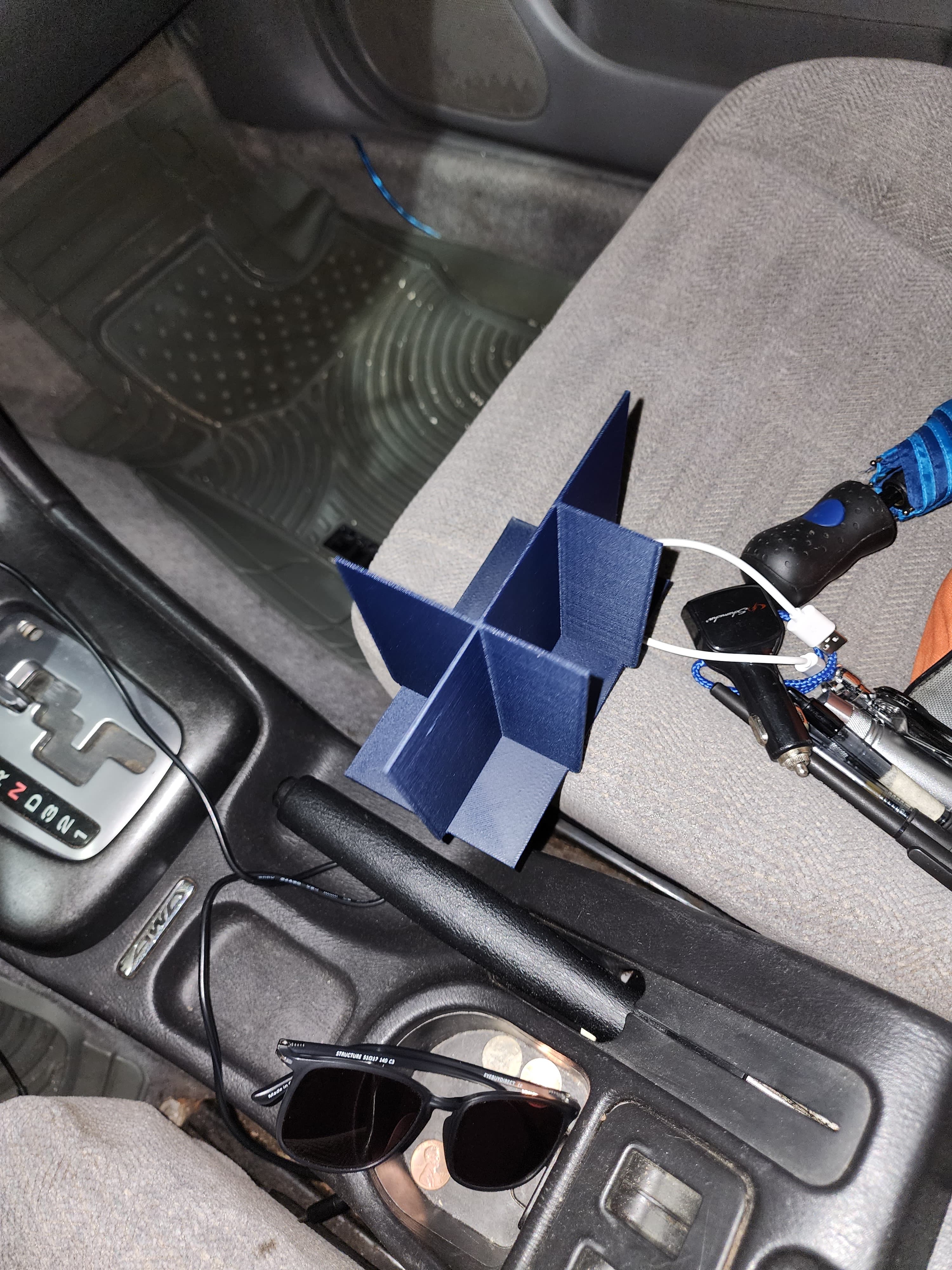 2001 subaru legacy center console divider - image 2 of 2