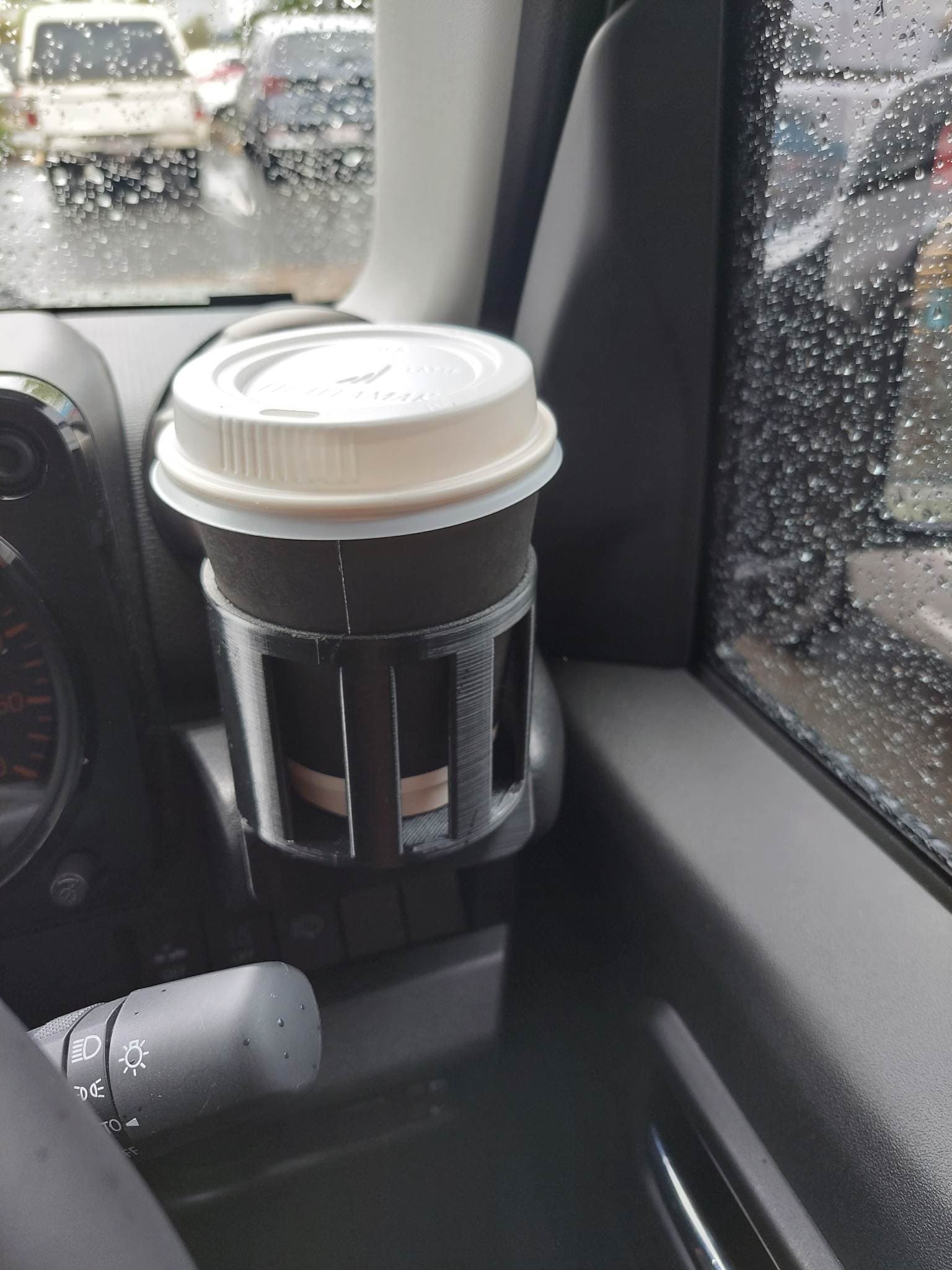 Suzuki Jimny Cup holder - image 2 of 5