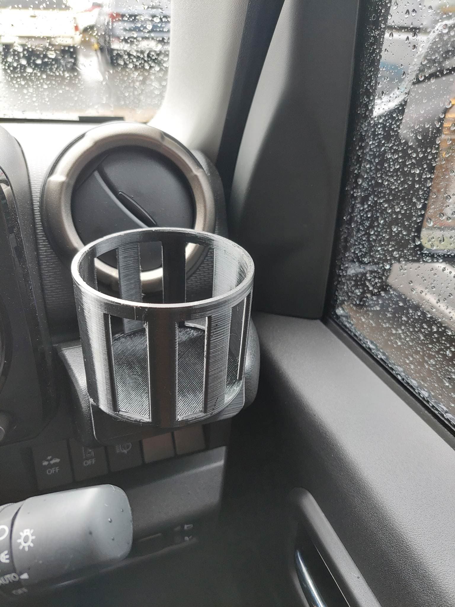 Suzuki Jimny Cup holder - image 3 of 5