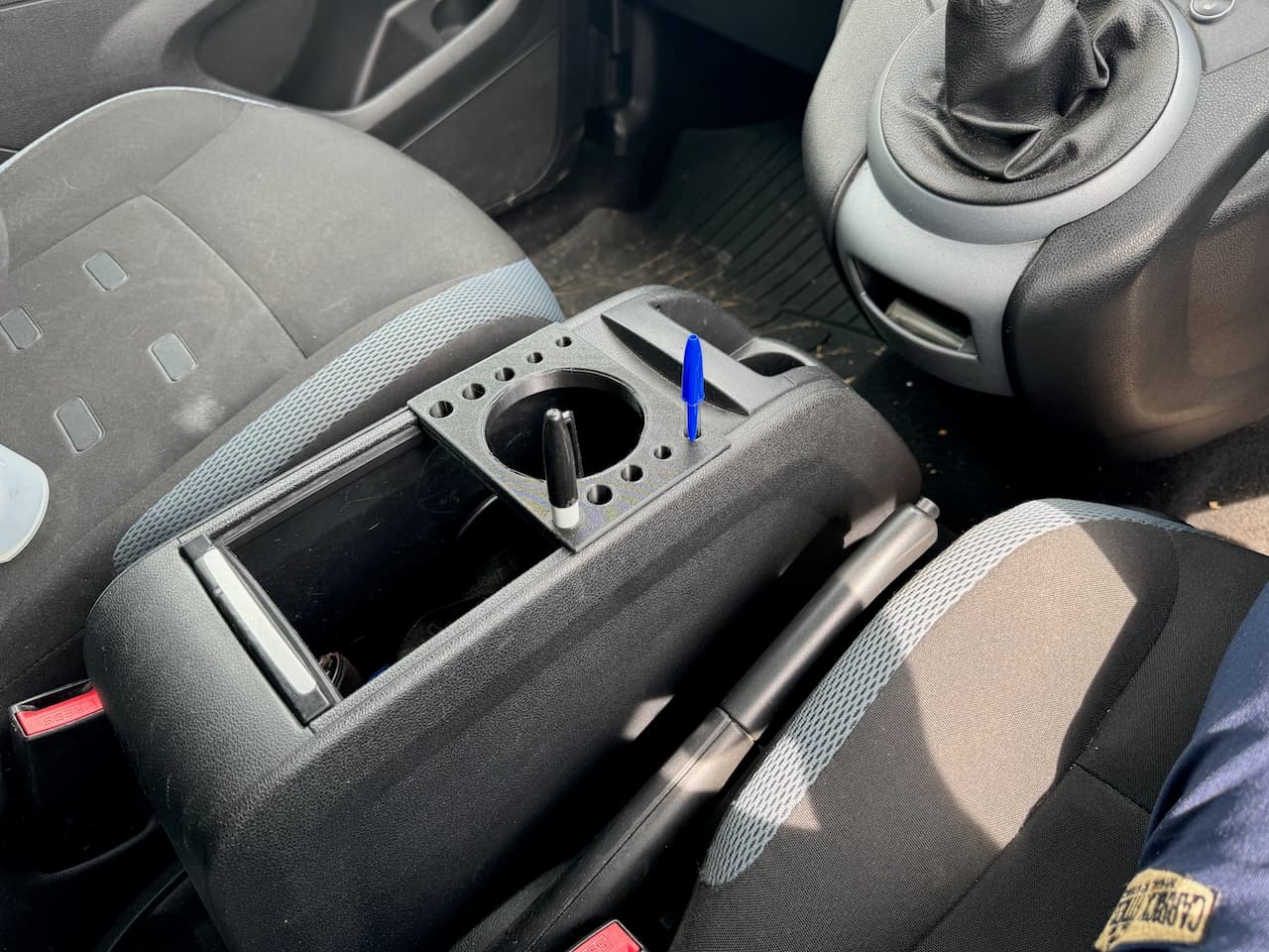 Citroen Berlingo Cup Holder for central storage box - image 6 of 6