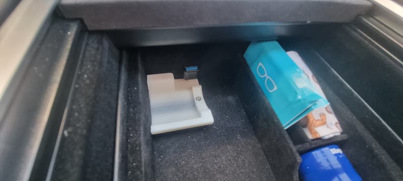 Tesla J1772 Adapter support for Model 3 Y Console organizer preview